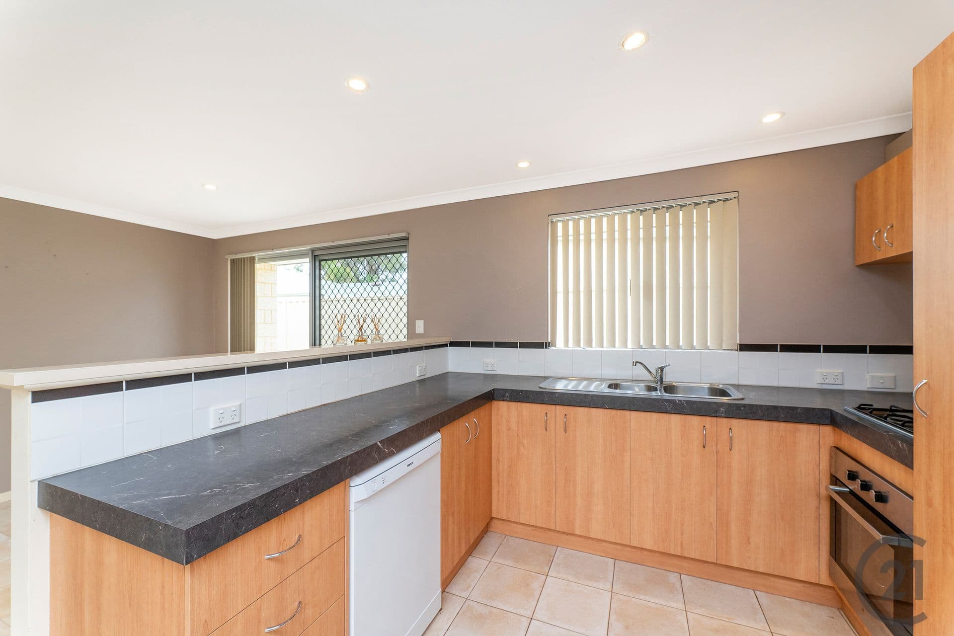 1/20 Parilla Court, Greenfields, WA, 6210, Greenfields - Thumbnail 4