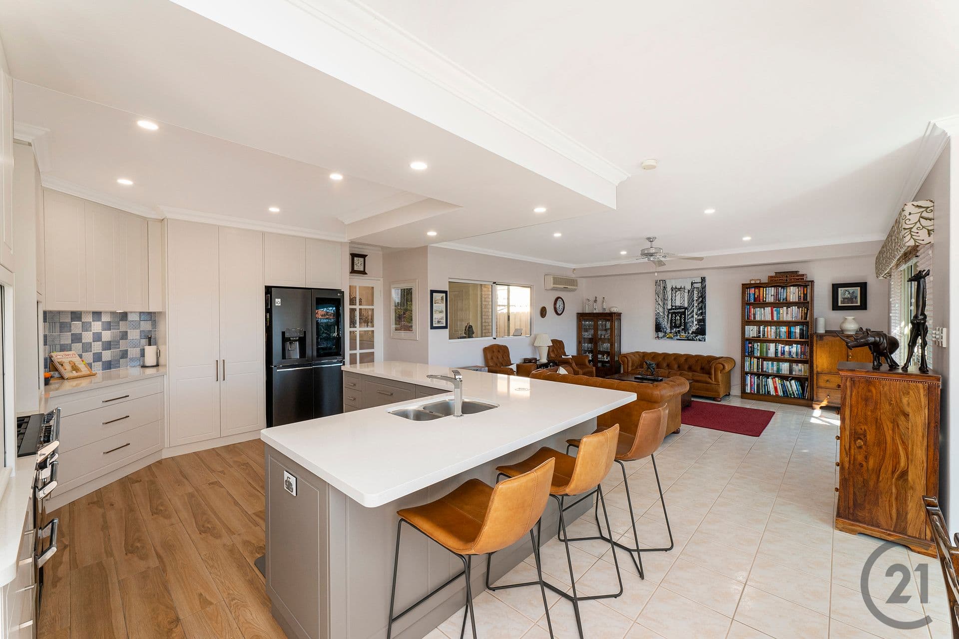 13 Starfire Close, Halls Head, WA, 6210, Halls Head - Thumbnail 5