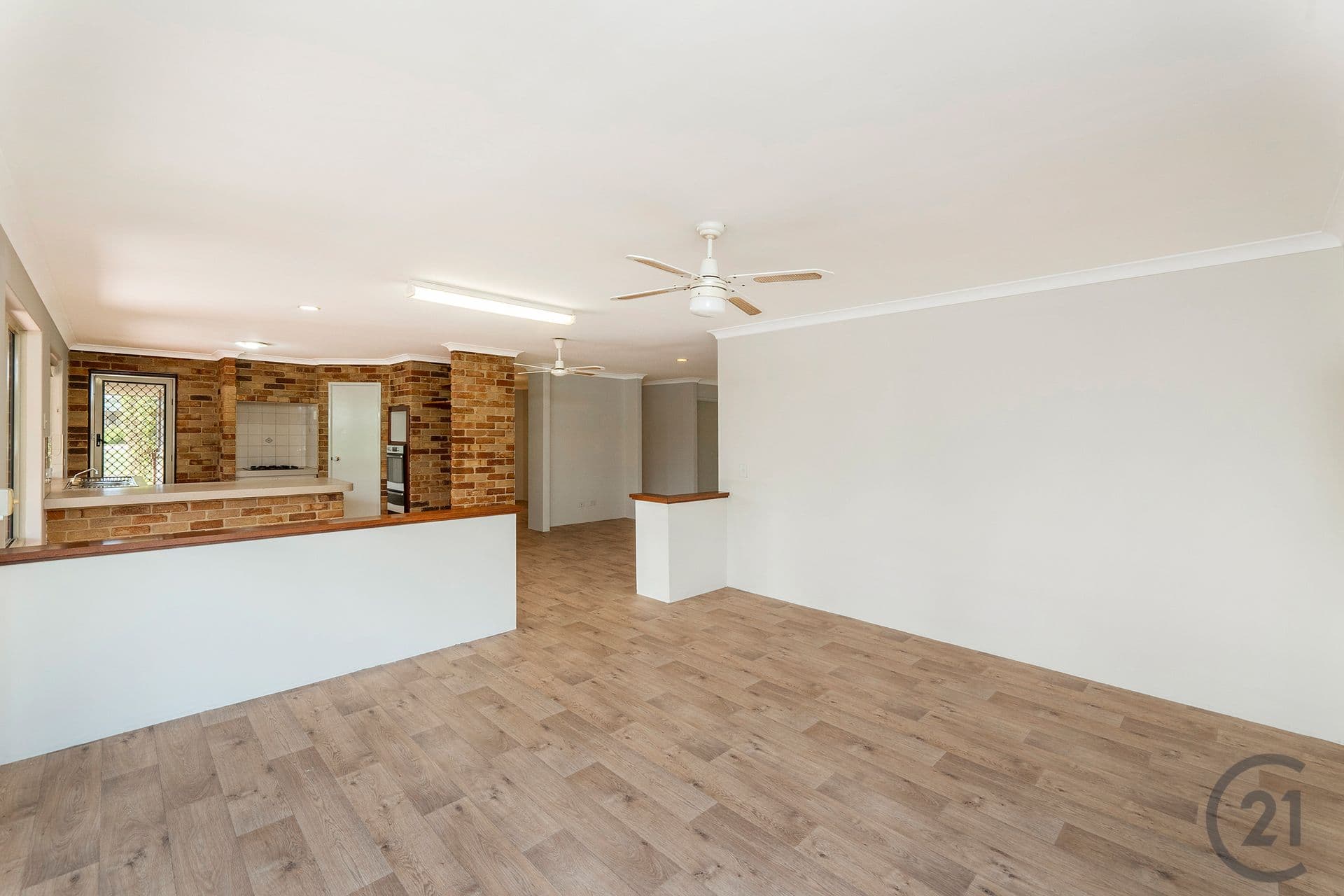 10 Jacana Way, Halls Head, WA, 6210, Halls Head - Thumbnail 2