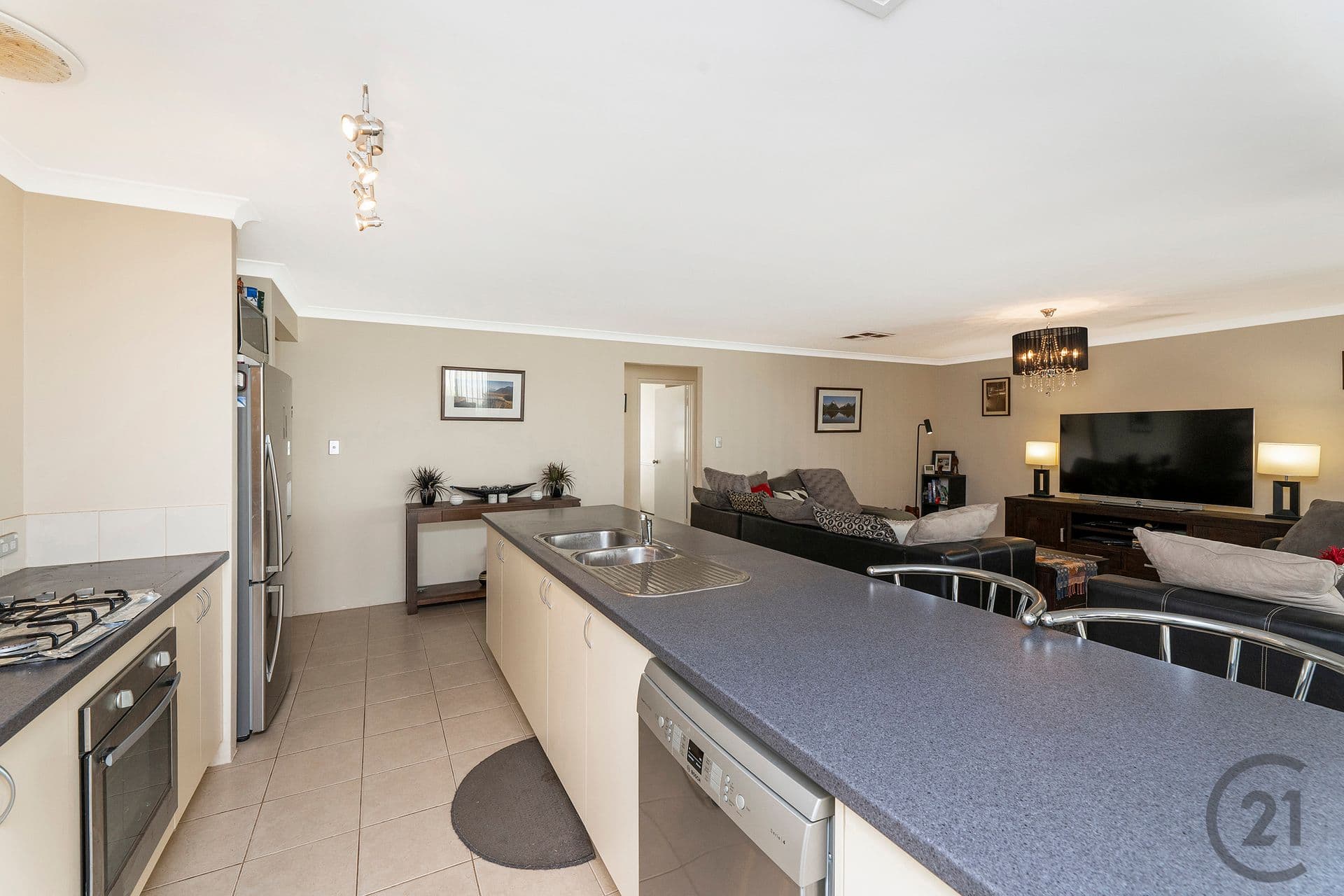 17 Still Meadow Turn, Meadow Springs, WA, 6210, Meadow Springs - Thumbnail 4