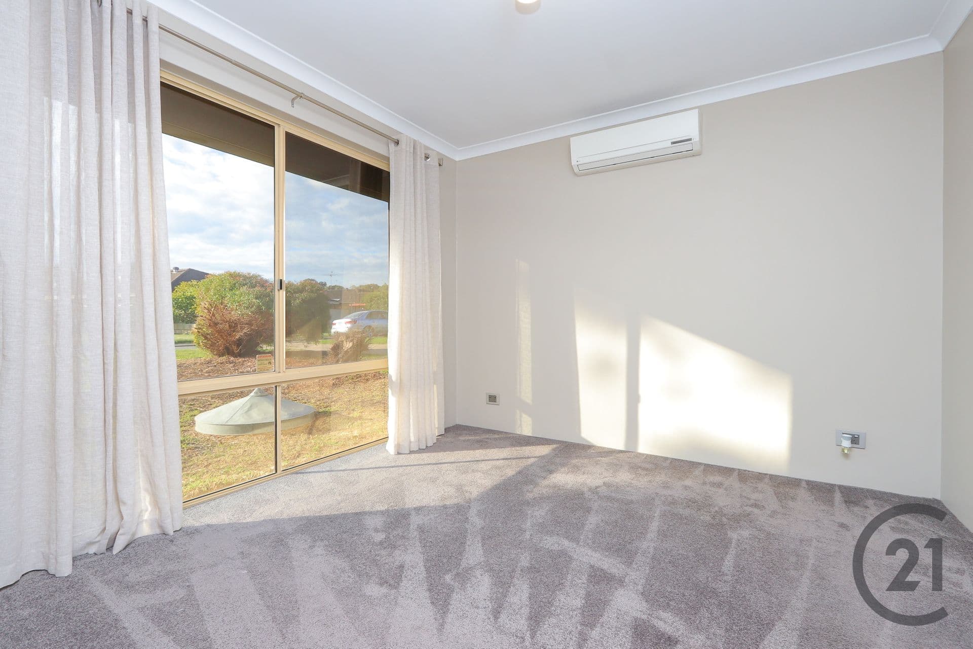22 Summerlea Avenue, Meadow Springs, WA, 6210, Meadow Springs - Thumbnail 4