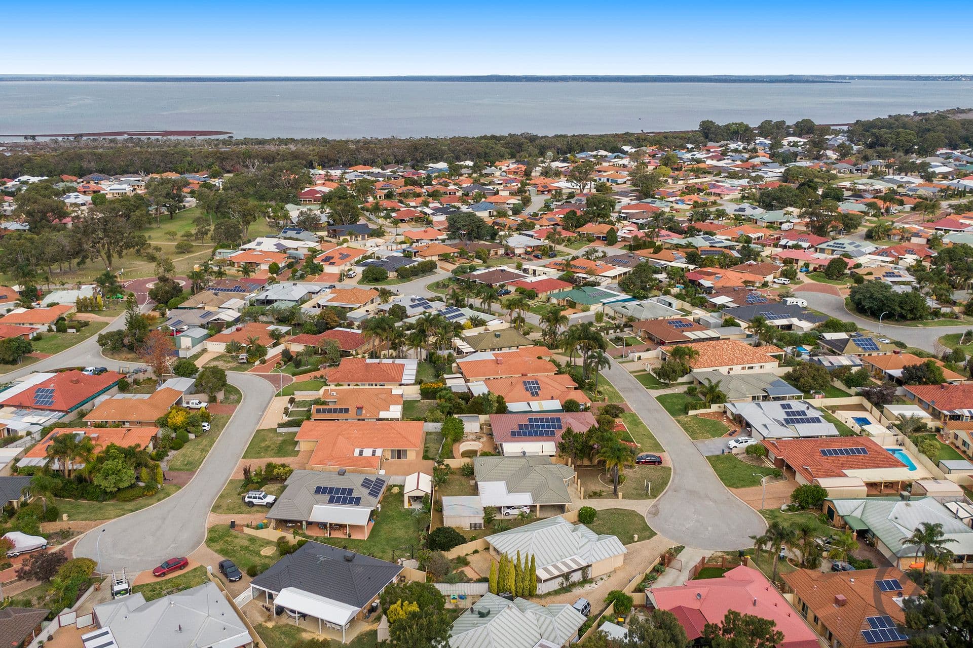 10 Grayswood Retreat, Erskine, WA, 6210, Erskine - Thumbnail 4