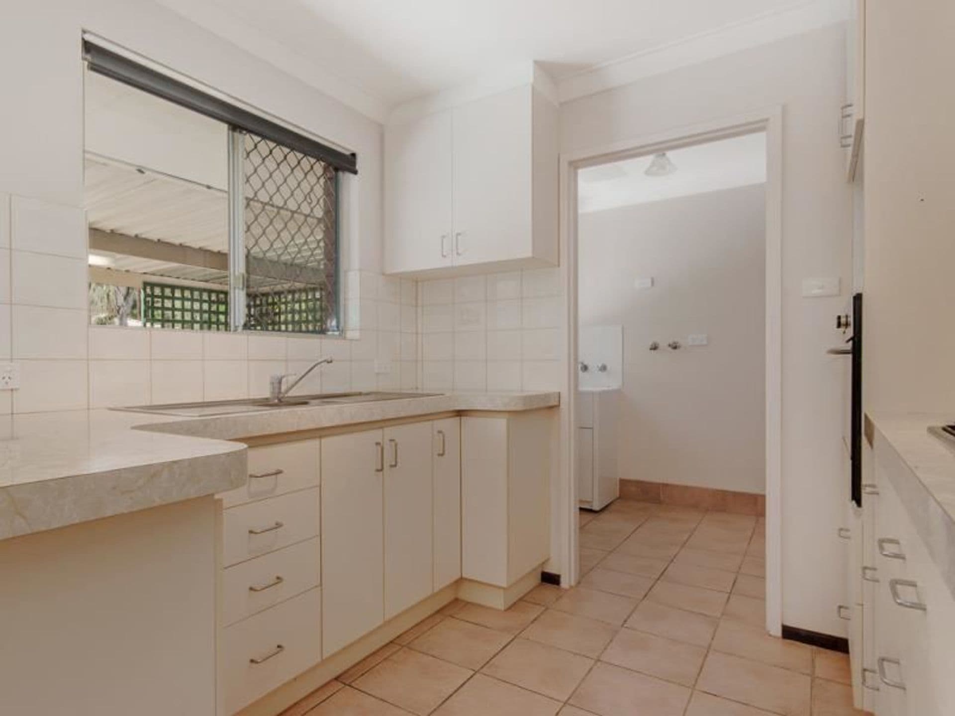 15 Owen Street, Mandurah, WA, 6210, Mandurah - Thumbnail 5