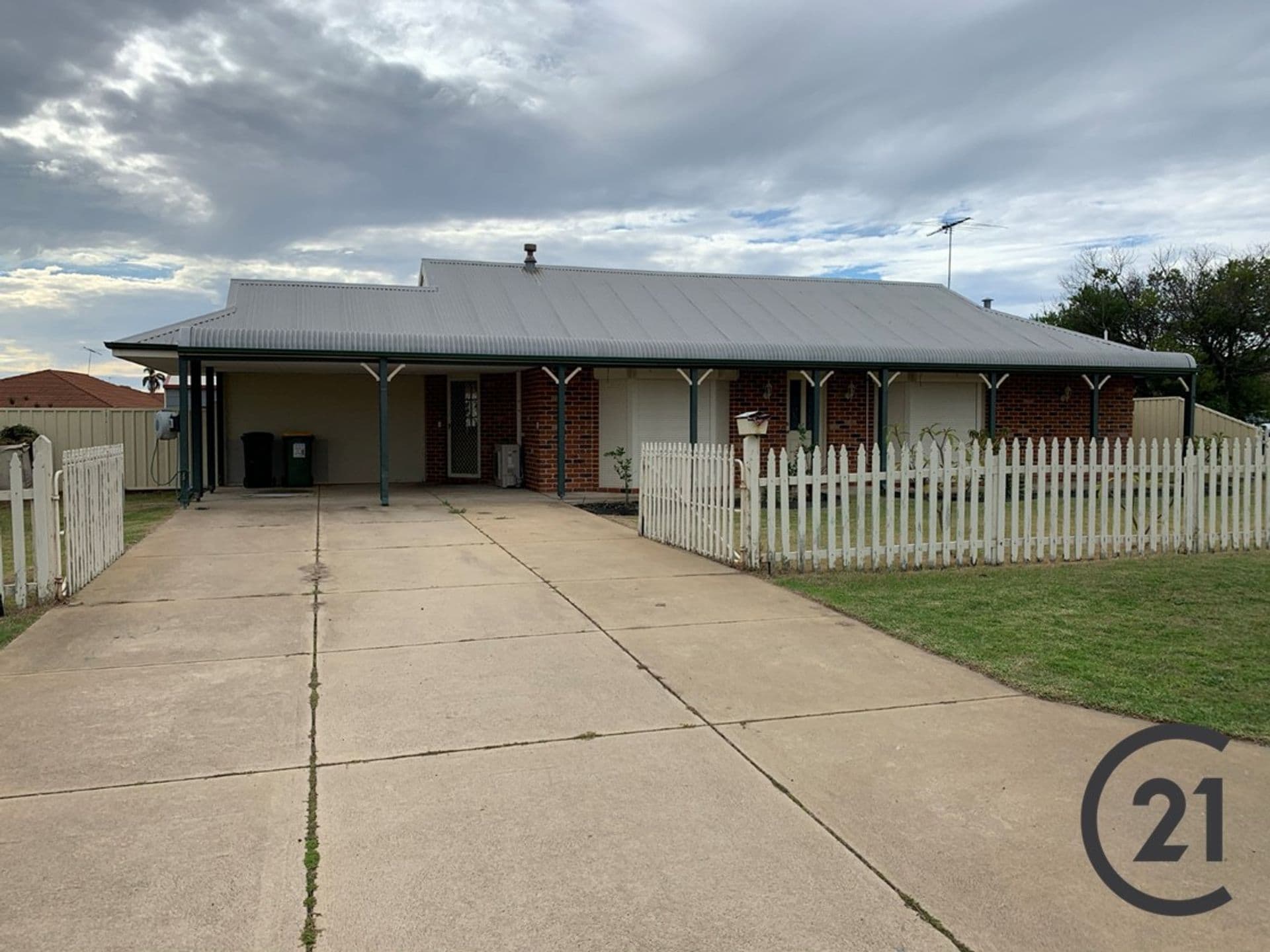 2 Fairway Crescent, Meadow Springs, WA, 6210, Meadow Springs - Image 1