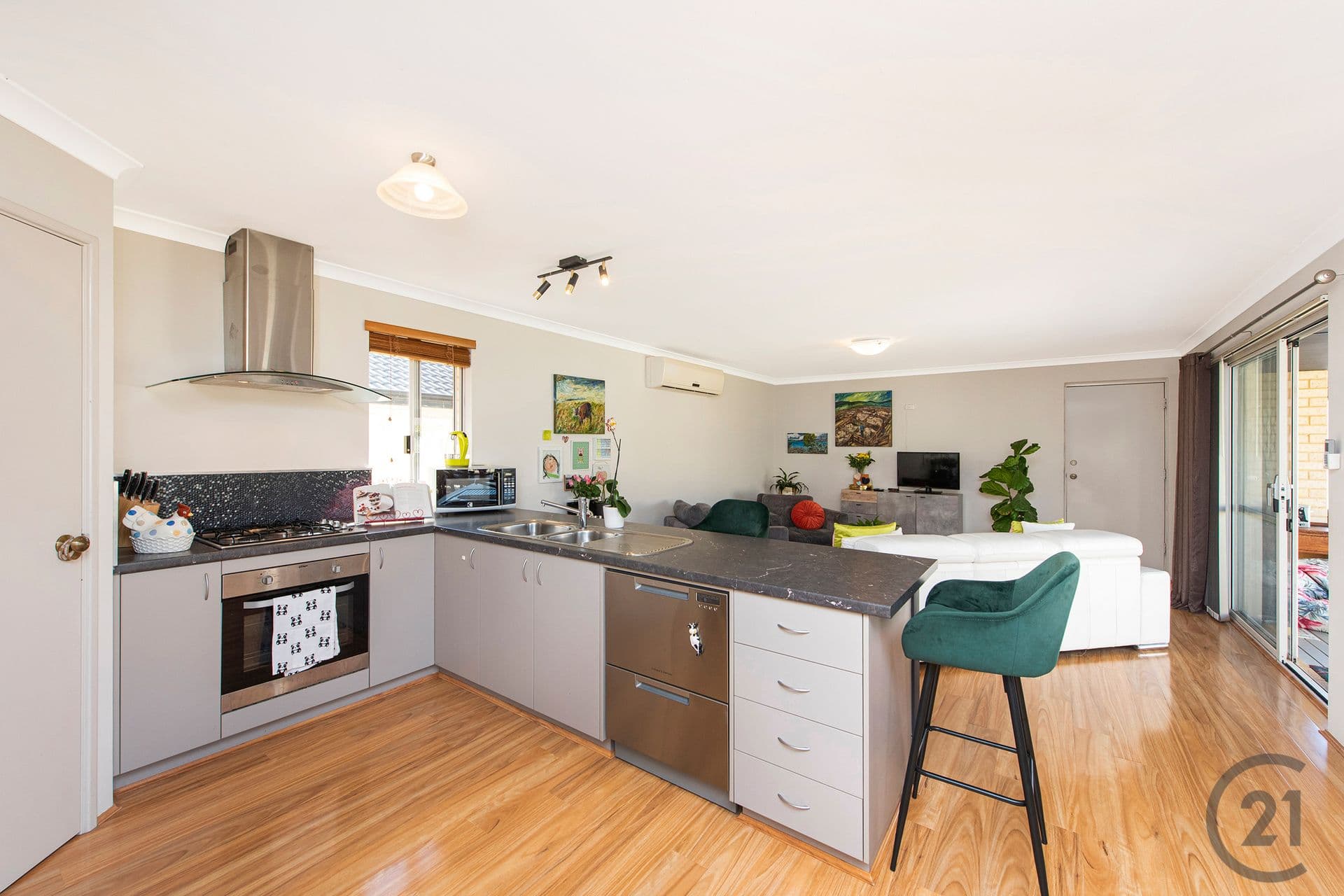 37 Karri Karri Pass, Lakelands, WA, 6180, Lakelands - Thumbnail 5