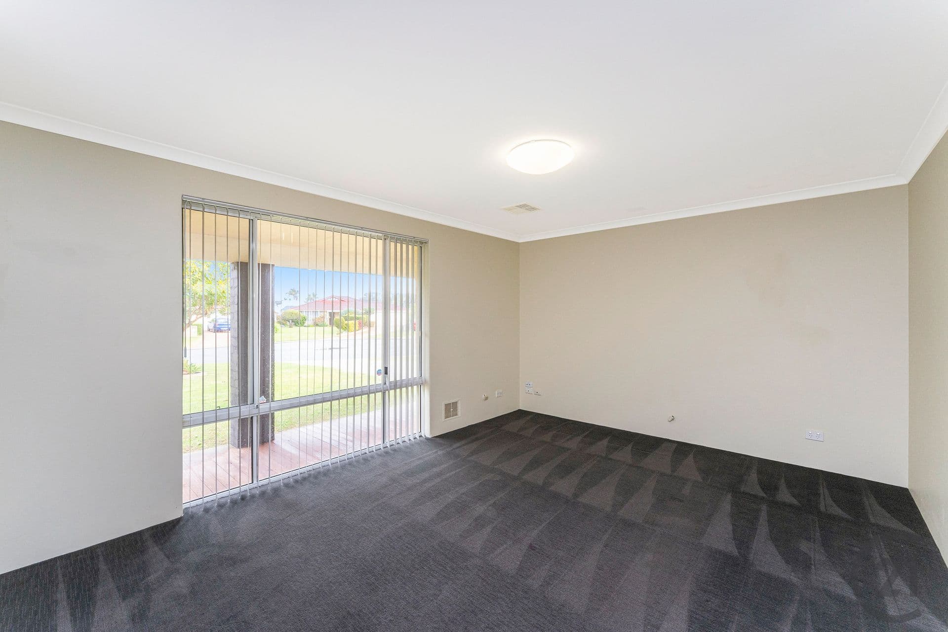 2 Pine Court, Meadow Springs, WA, 6210, Meadow Springs - Thumbnail 4