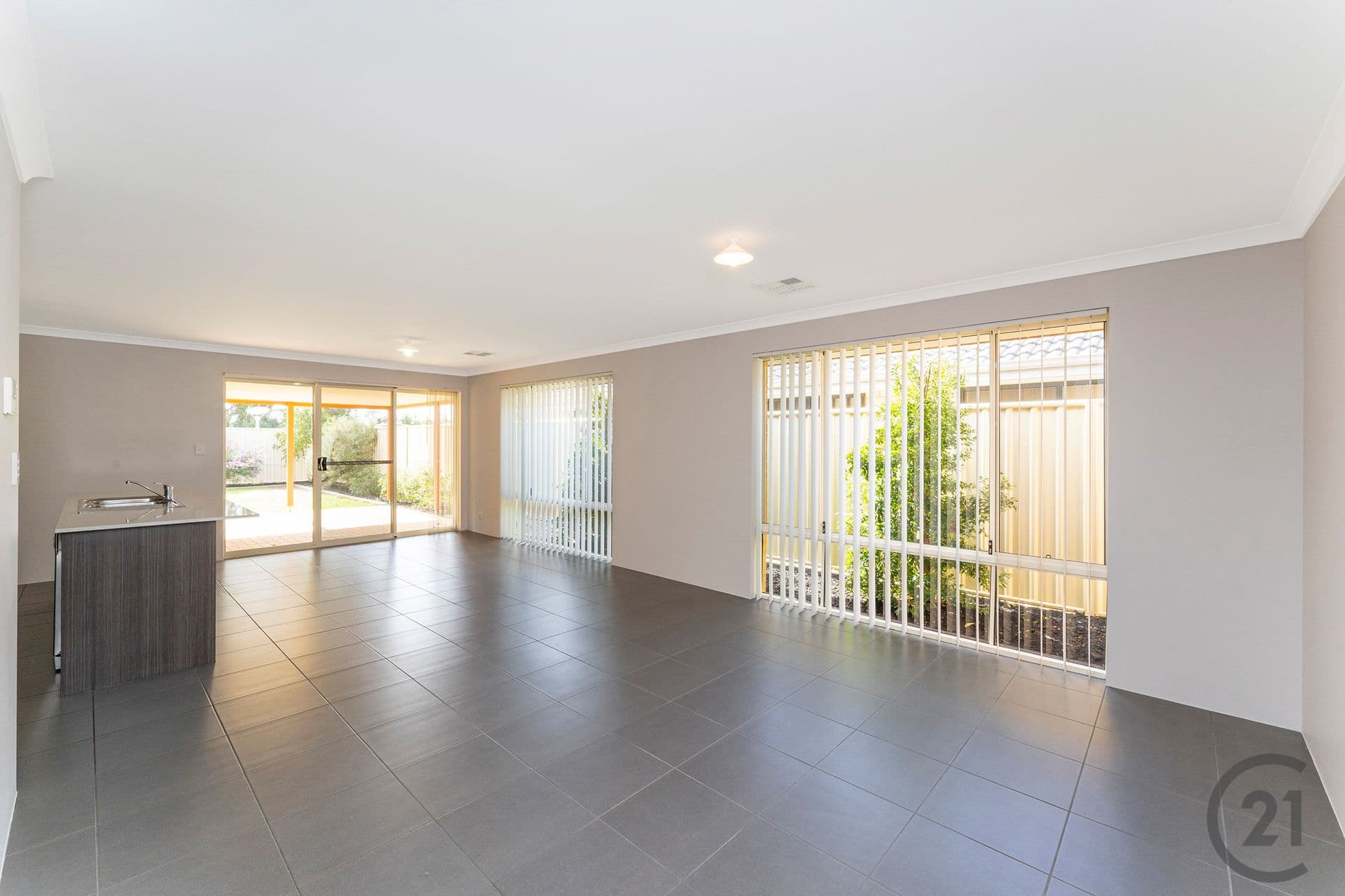 76 Malata Ridge, Lakelands, WA, 6180, Lakelands - Thumbnail 6