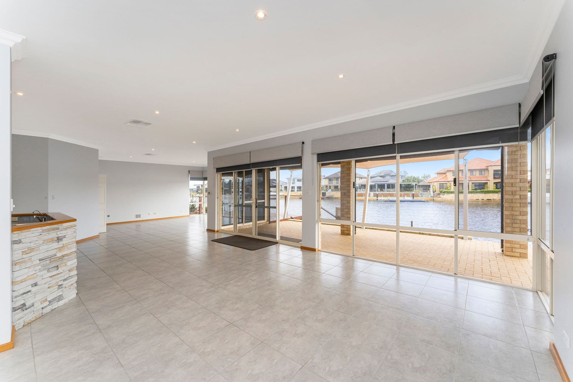 22 Tasman Loop, Dudley Park, WA, 6210, Dudley Park - Thumbnail 4