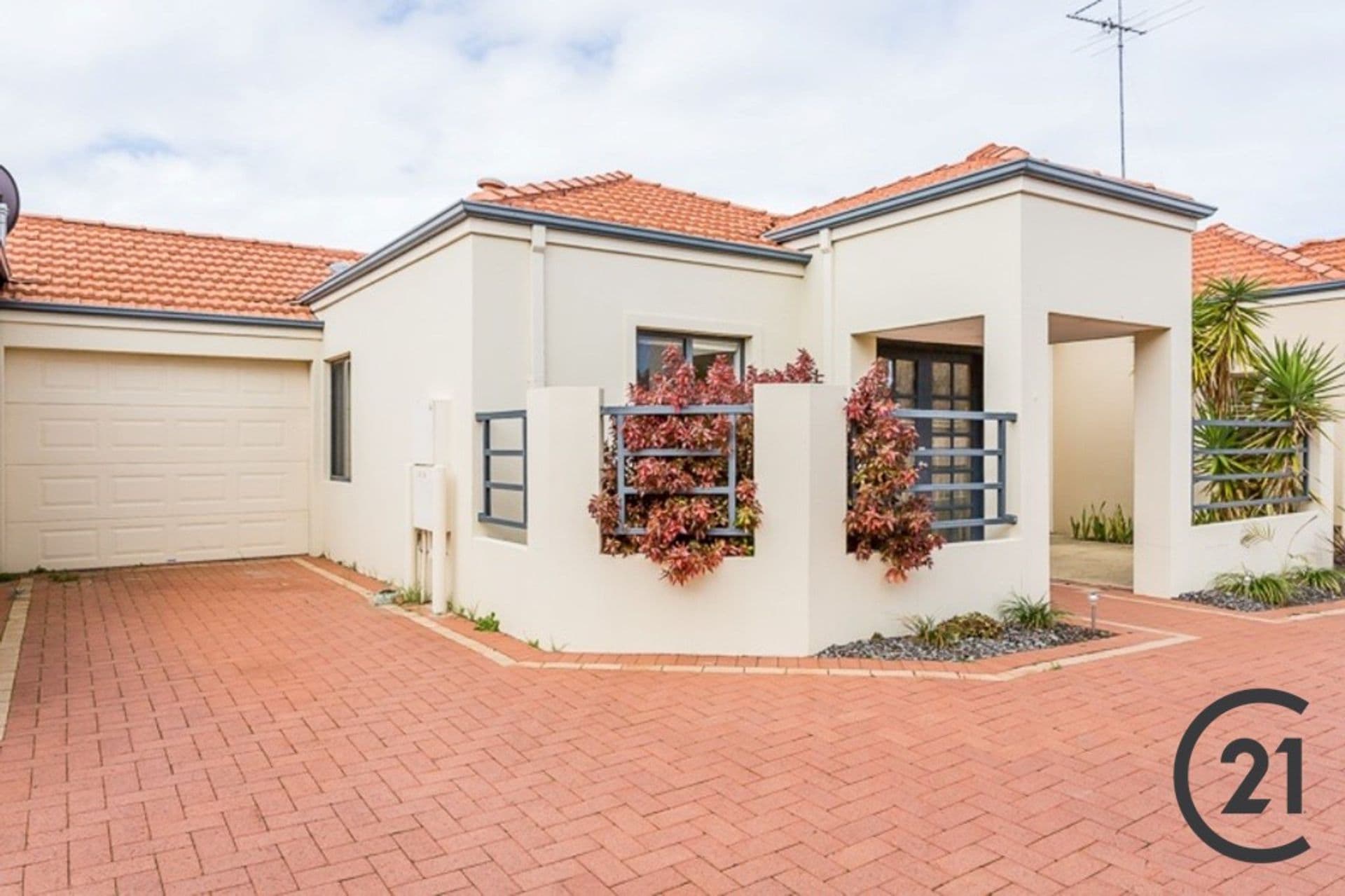 4/9 Hackett Street, Mandurah, WA, 6210, Mandurah - Thumbnail 2