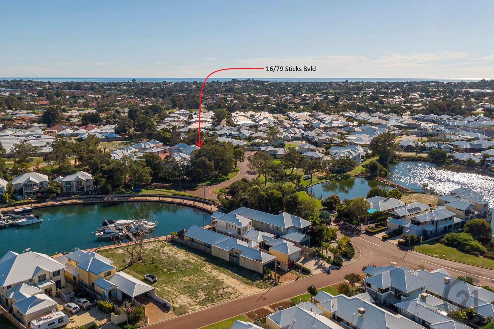 16/79 Sticks Boulevard, Erskine, WA, 6210, Erskine - Thumbnail 2