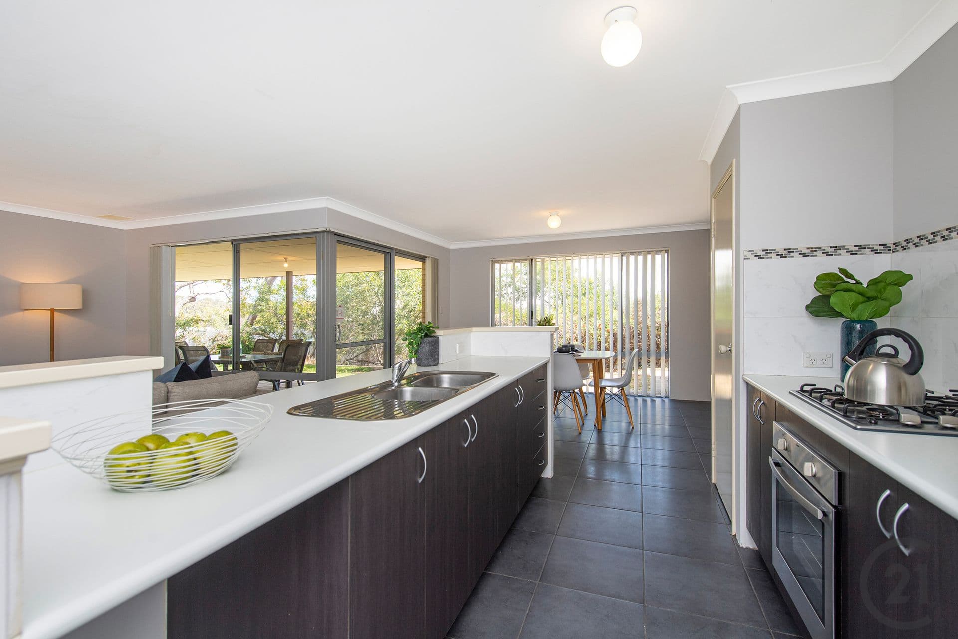7 Rason Rise, Dawesville, WA, 6211, Dawesville - Thumbnail 2
