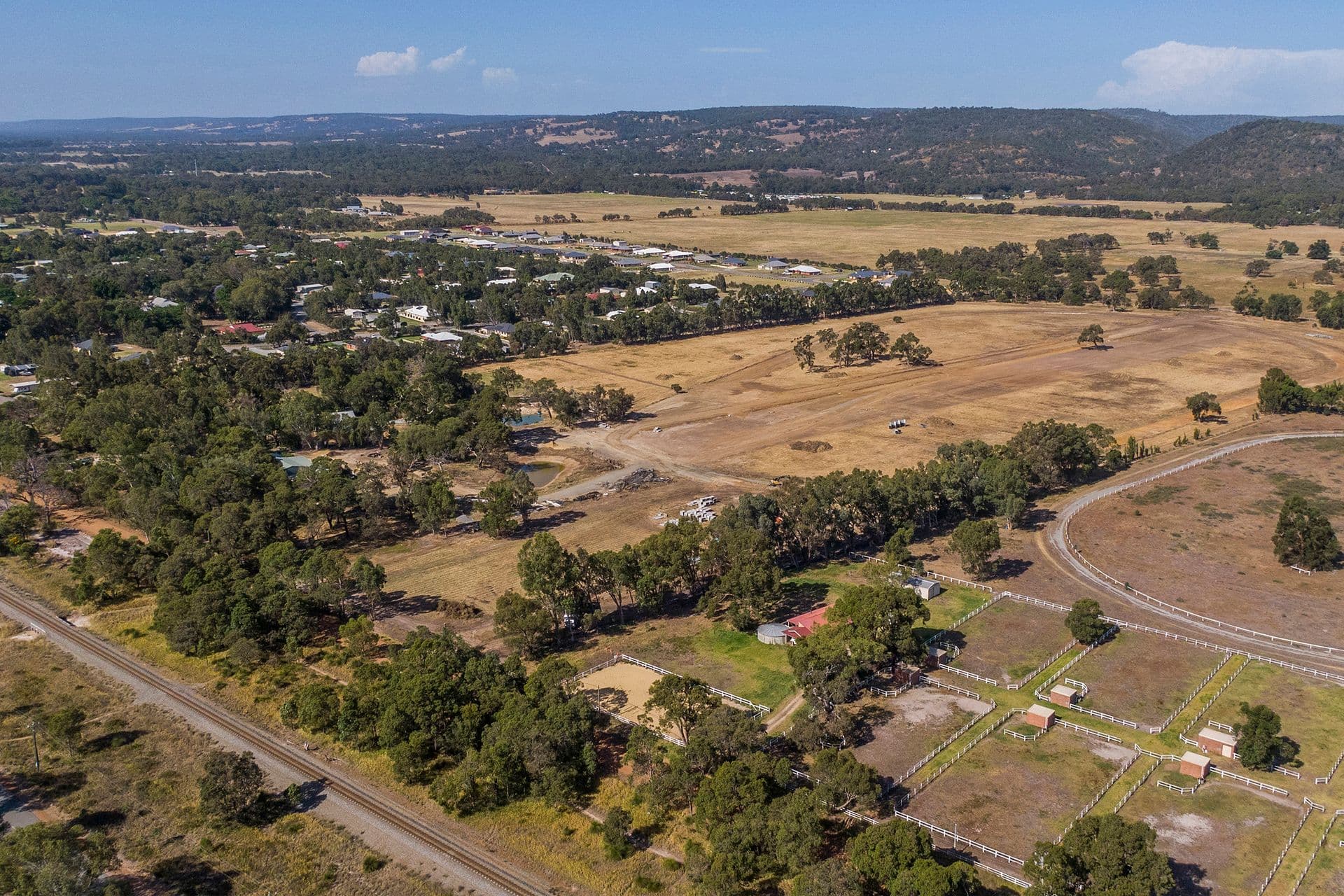 16 Harness View, Serpentine, WA, 6125, Serpentine - Thumbnail 3