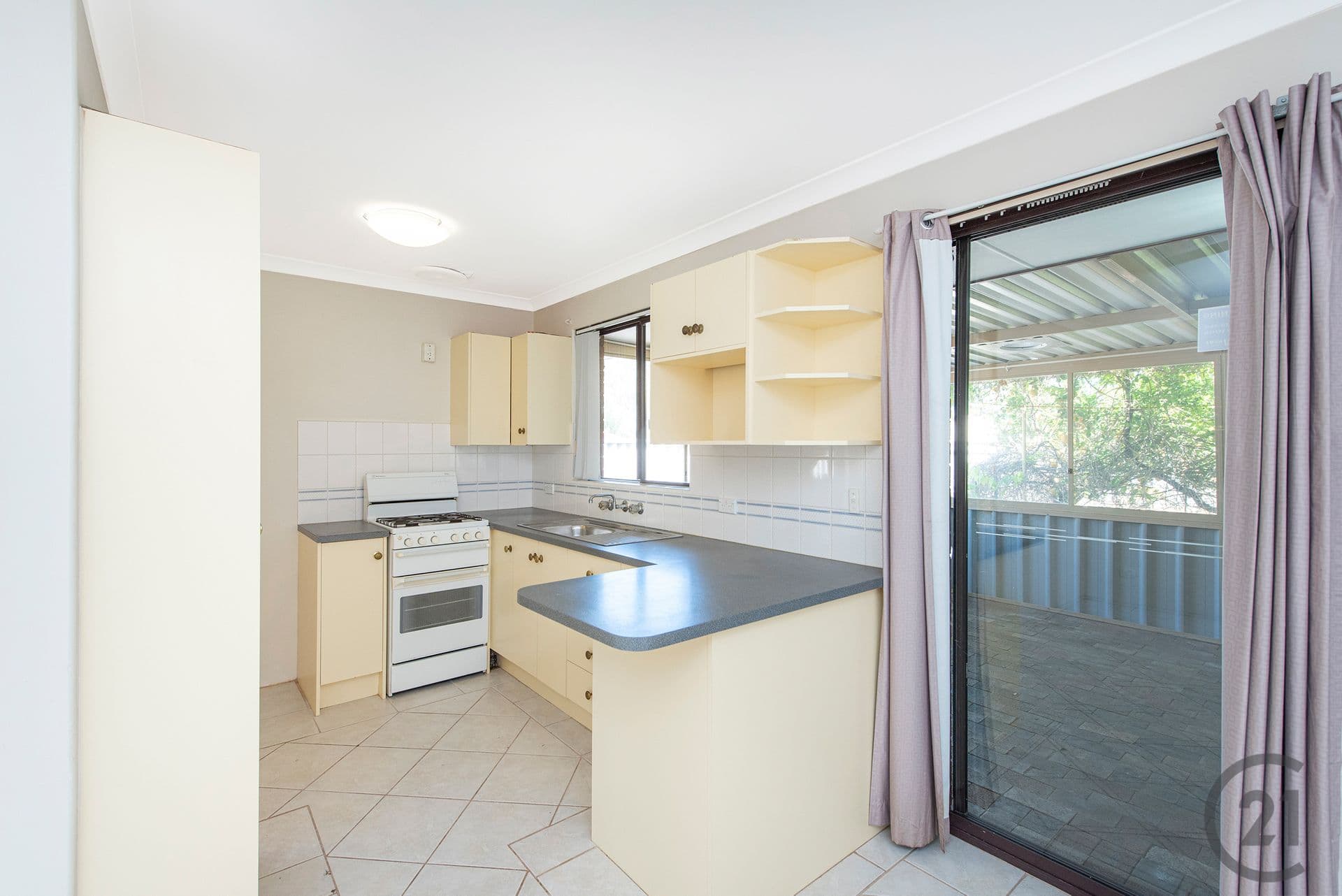 43 Skottowe Parkway, Parmelia, WA, 6167, Parmelia - Thumbnail 4