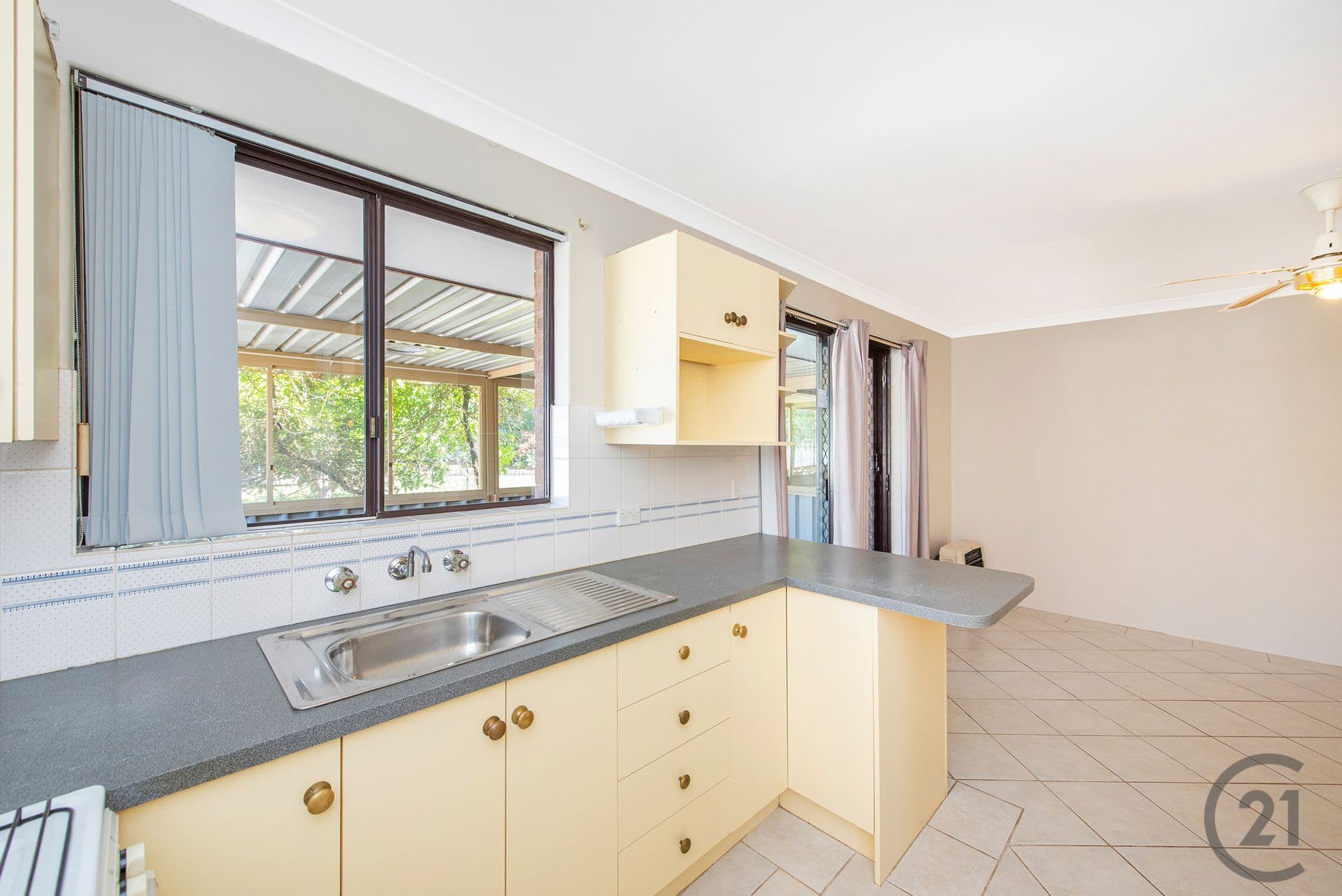 43 Skottowe Parkway, Parmelia, WA, 6167, Parmelia - Thumbnail 5