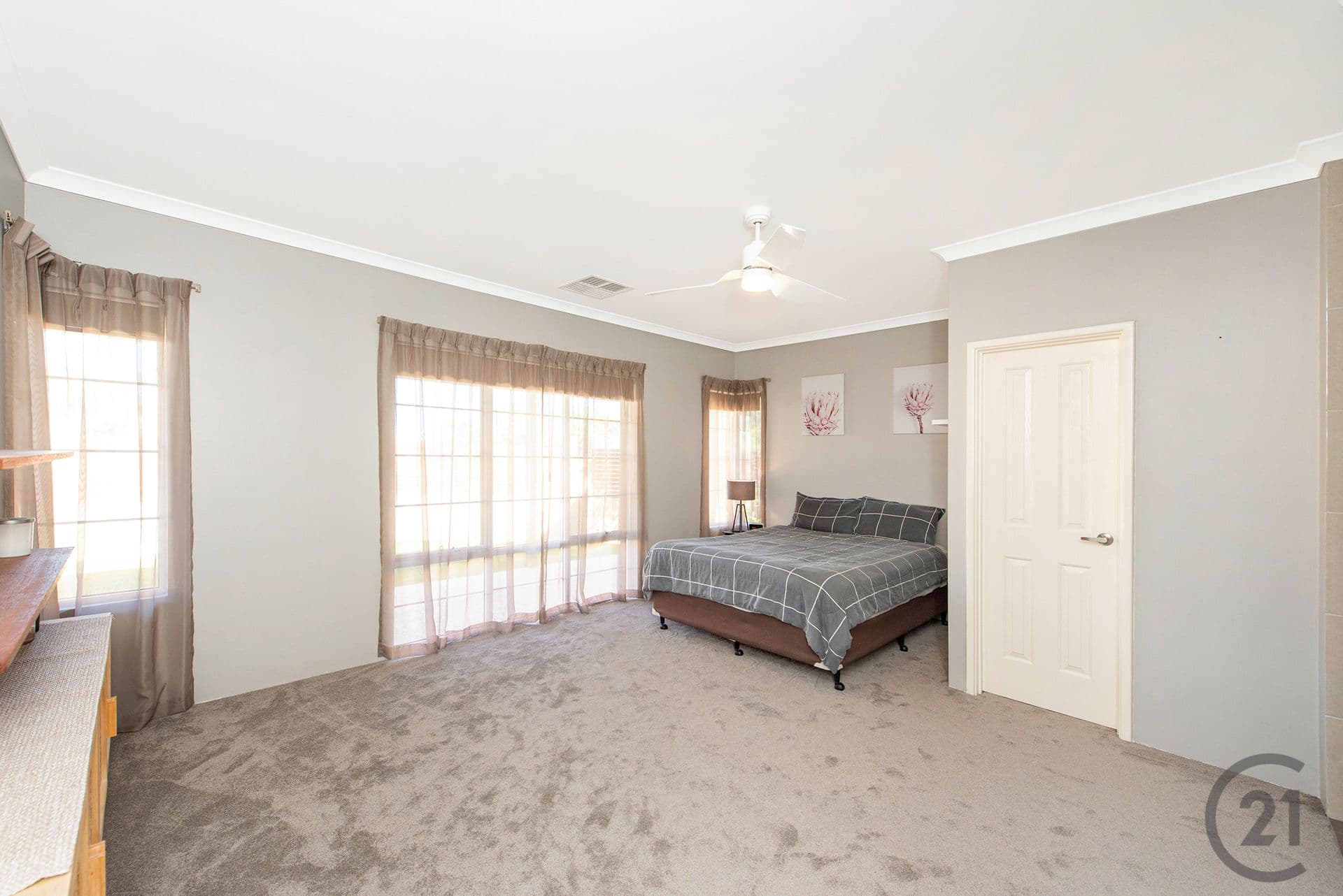 1 Breaksea Court, Golden Bay, WA, 6174, Golden Bay - Thumbnail 4