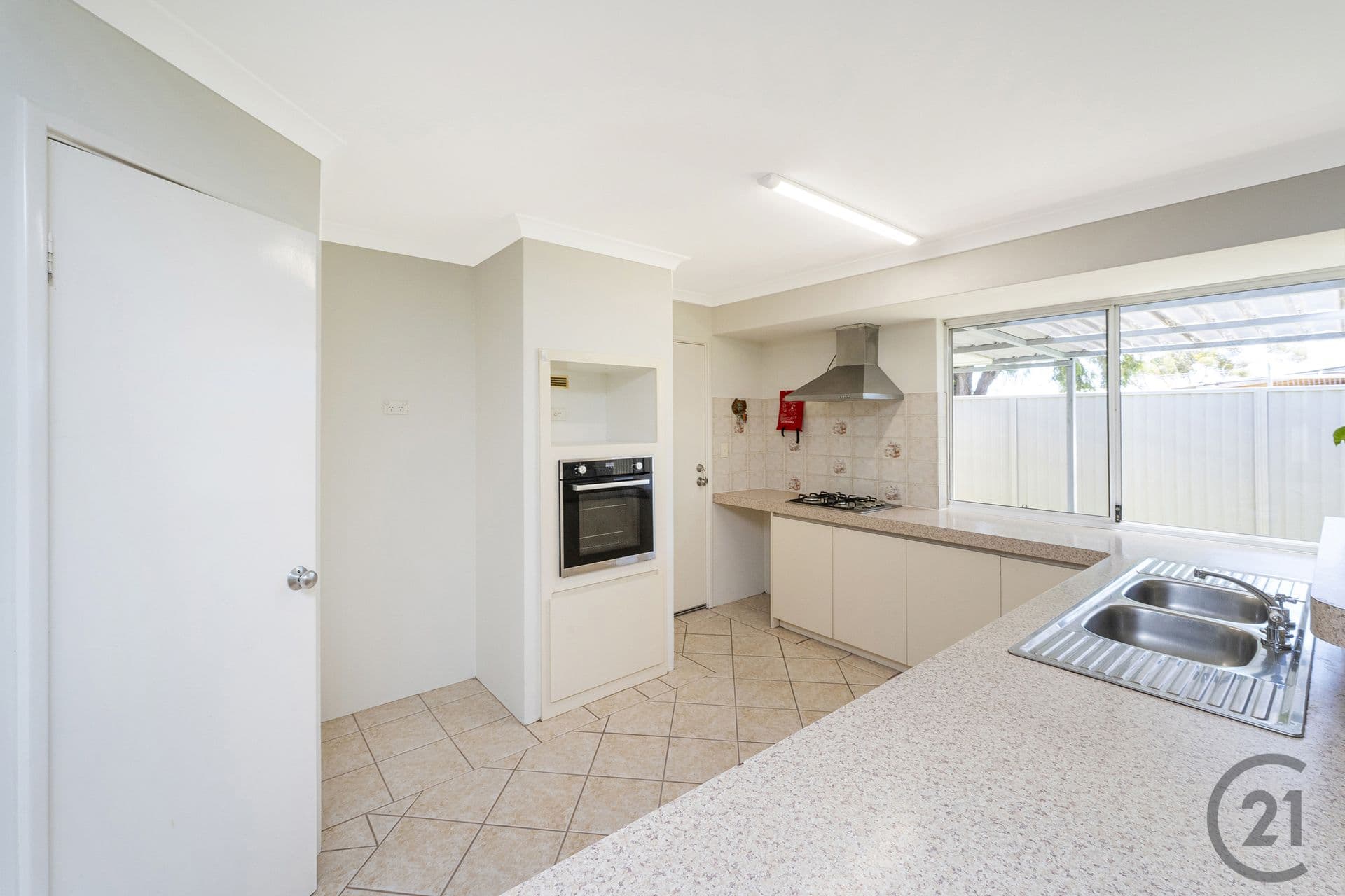 10 Laird Street, Singleton, WA, 6175, Singleton - Thumbnail 8
