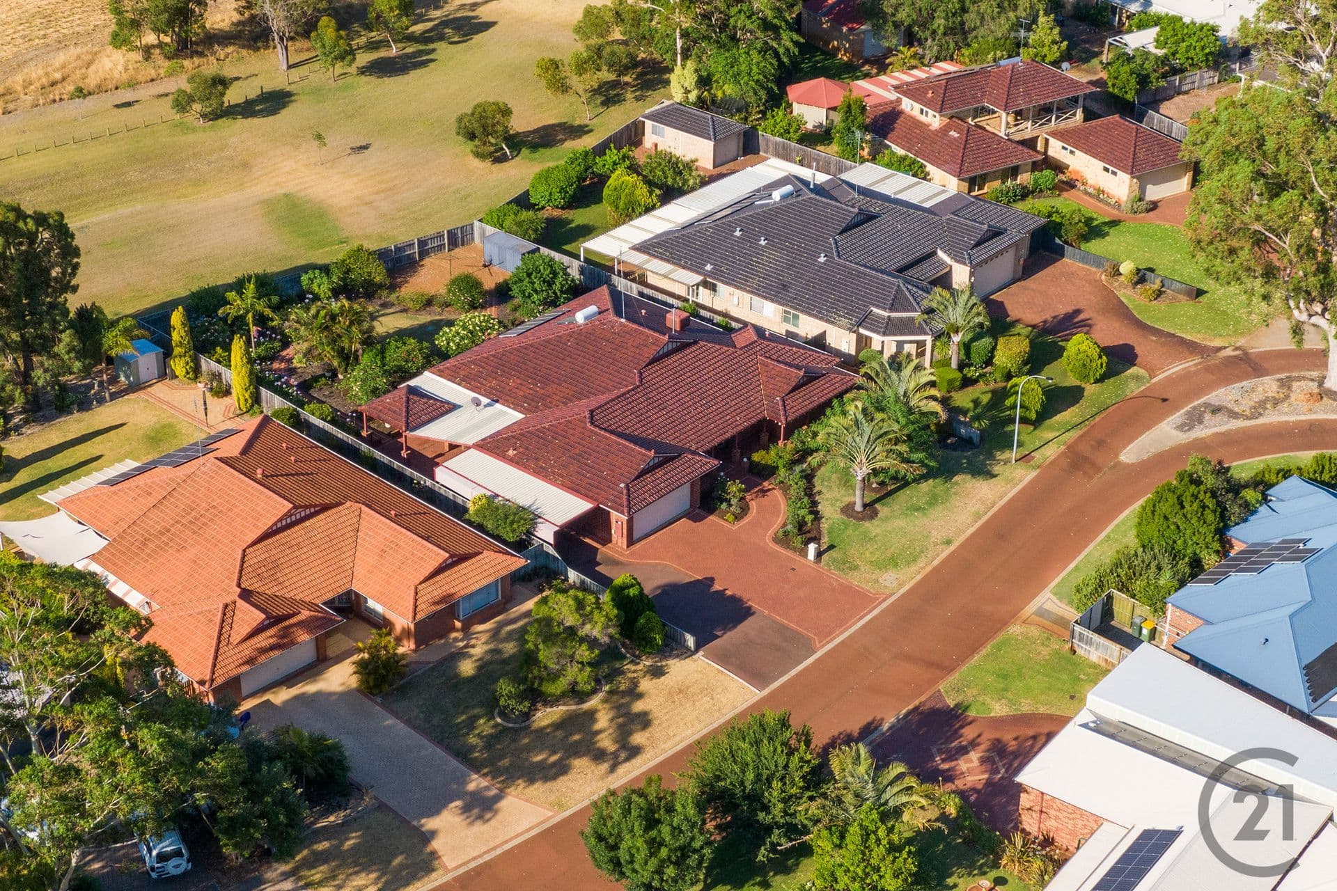 16 Macquarie Drive, Coodanup, WA, 6210, Coodanup - Thumbnail 4