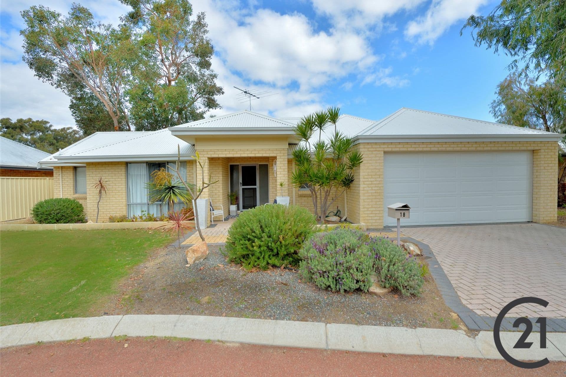 18 Zamia Loop, Wannanup, WA, 6210, Wannanup - Image 1