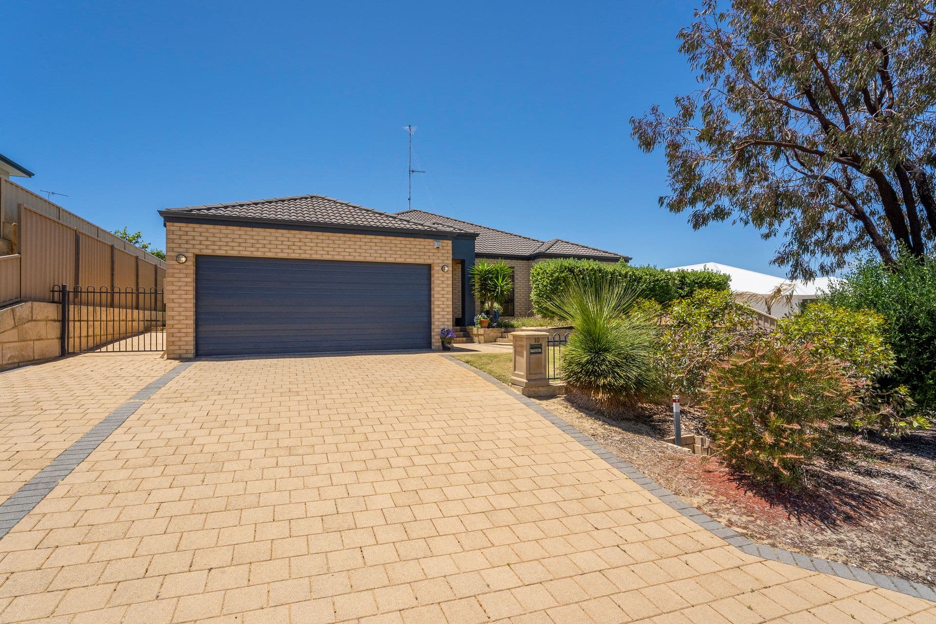 10 Albany Drive, Dawesville, WA, 6211, Dawesville - Image 1