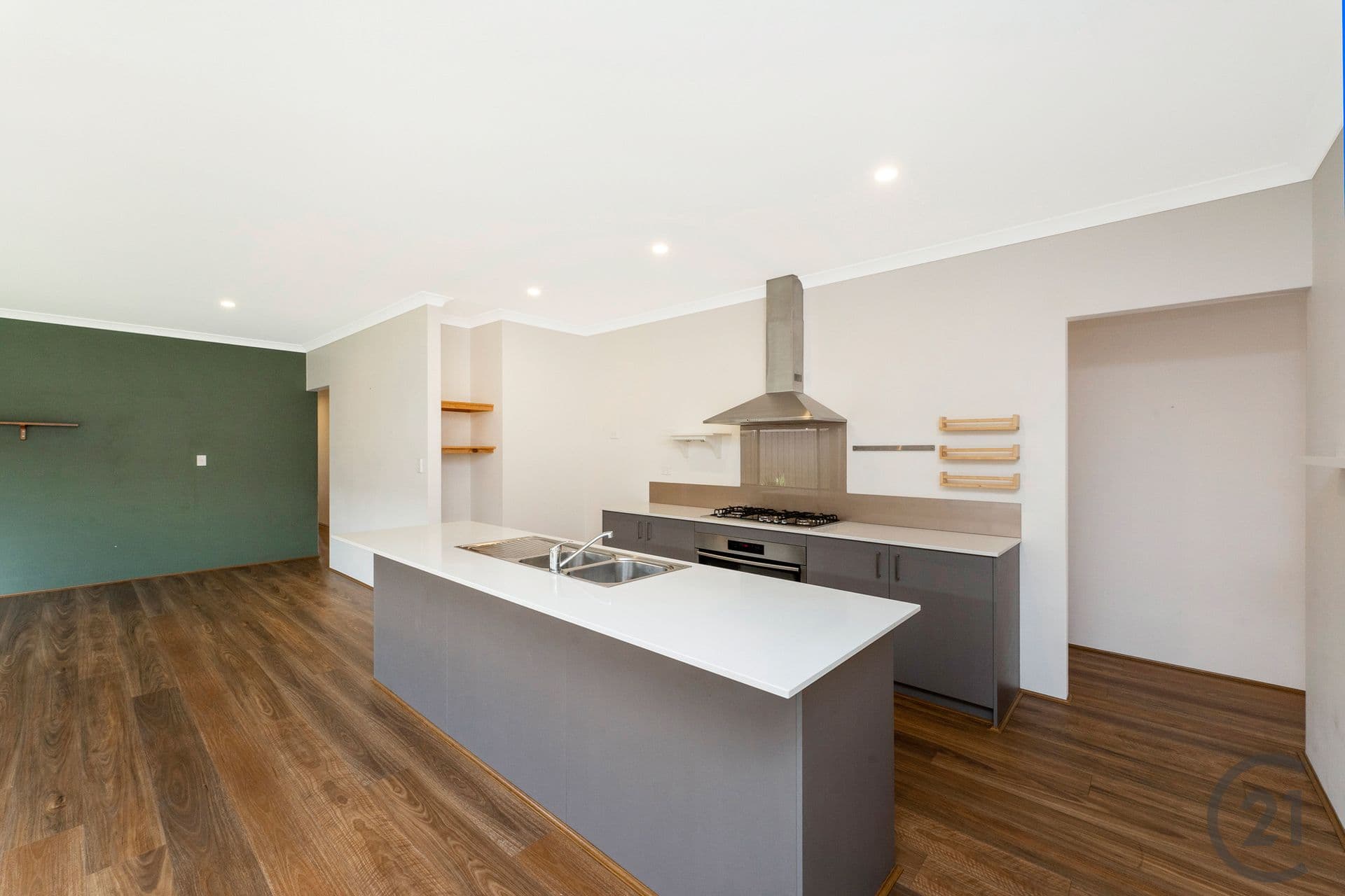 7 Aquamarine Parade, Karnup, WA, 6176, Karnup - Thumbnail 6