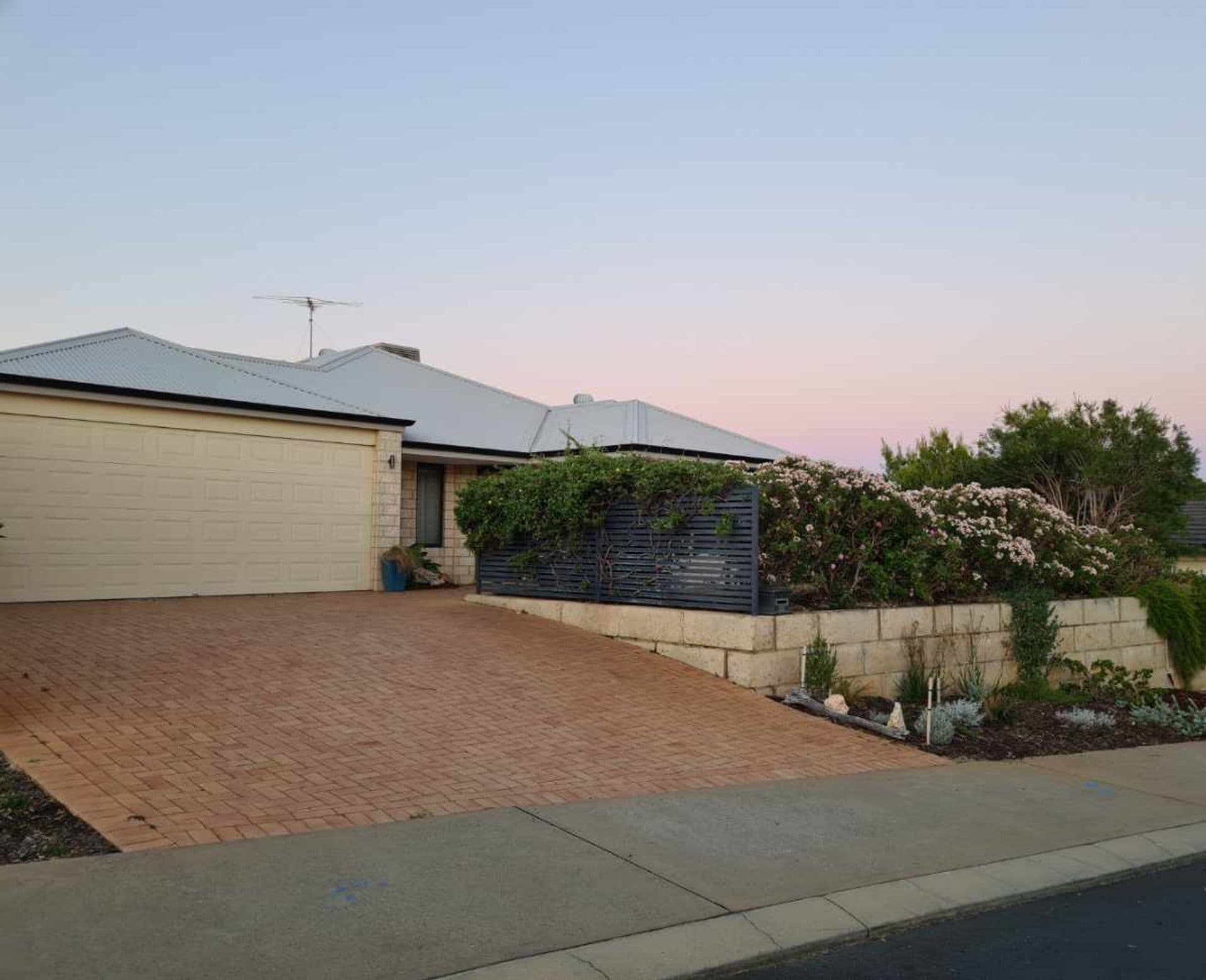 21 Donnybrook Turn, Dawesville, WA, 6211, Dawesville - Thumbnail 3