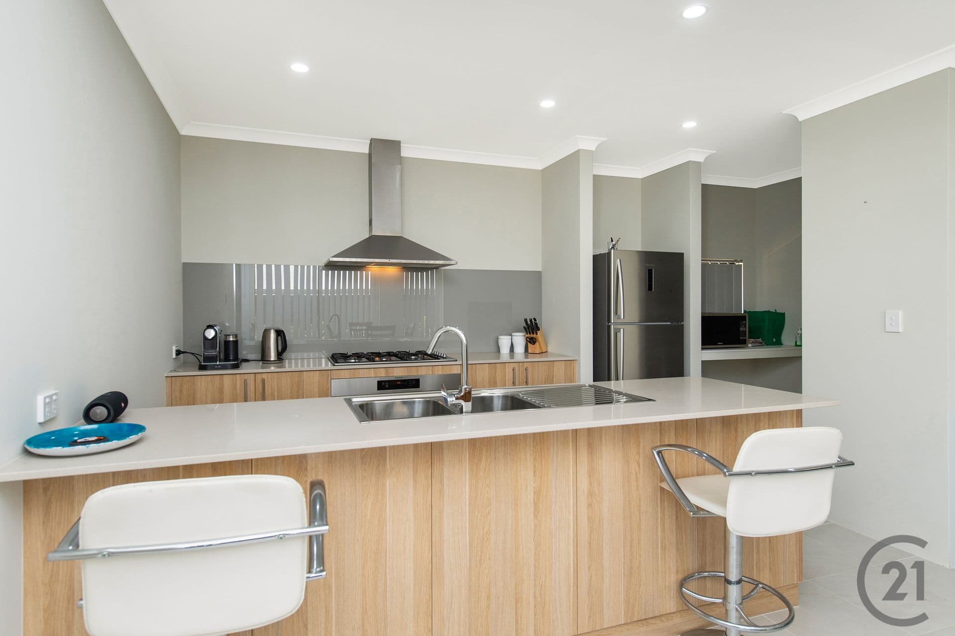 16 Picton Road, Lakelands, WA, 6180, Lakelands - Thumbnail 4