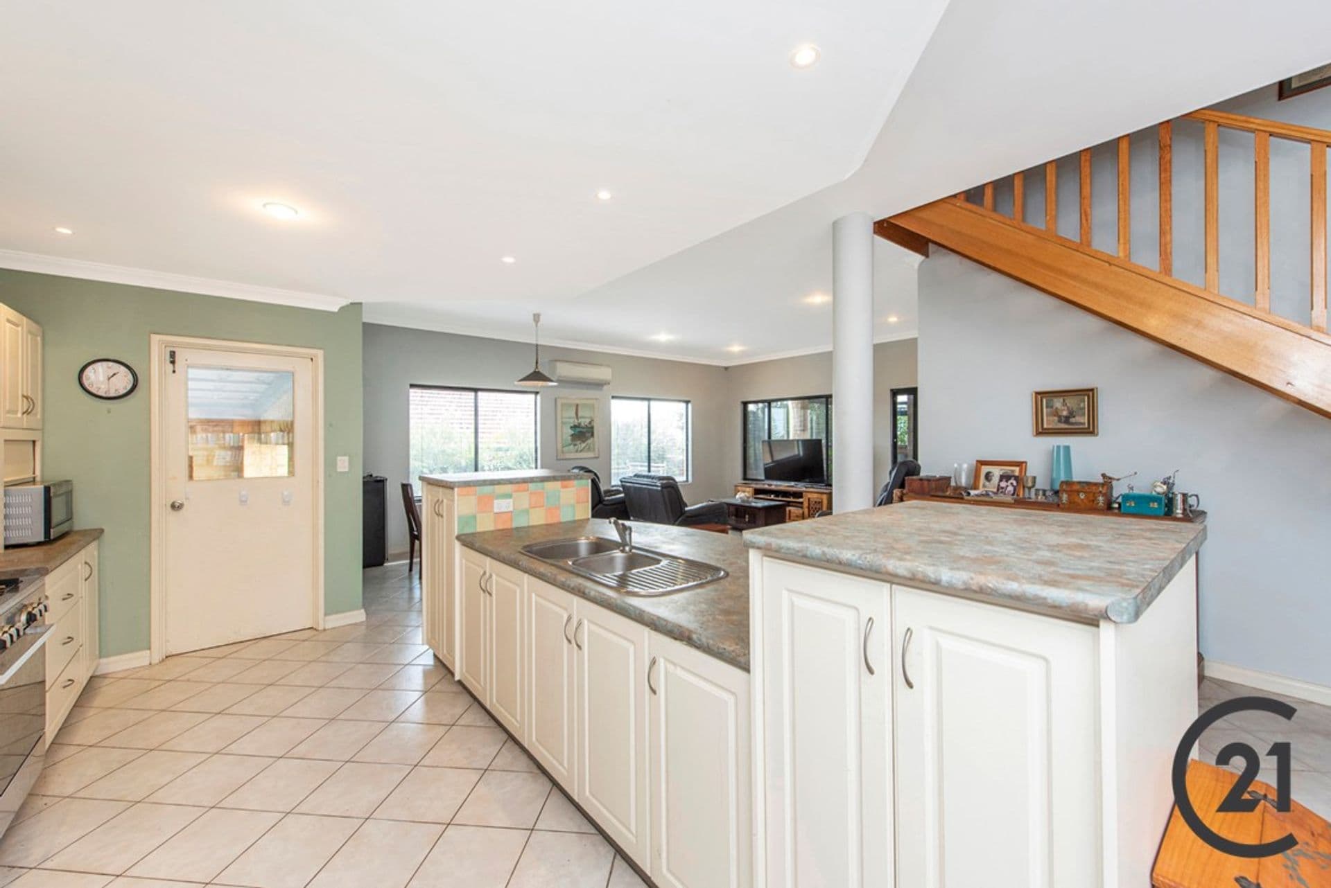 12 Ebony Court, Halls Head, WA, 6210, Halls Head - Thumbnail 5