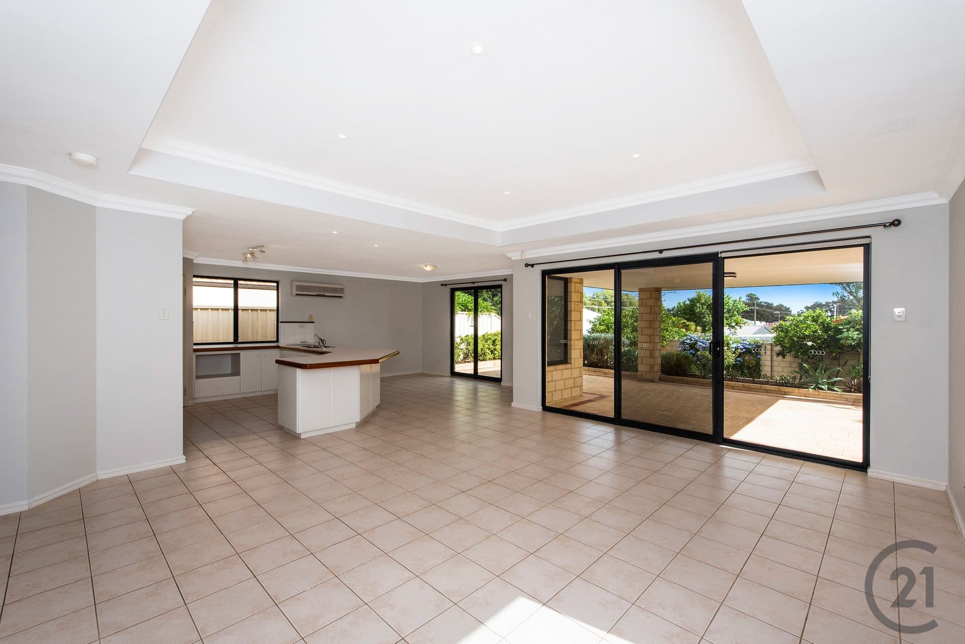 53 Leslie Street, Dudley Park, WA, 6210, Dudley Park - Thumbnail 4
