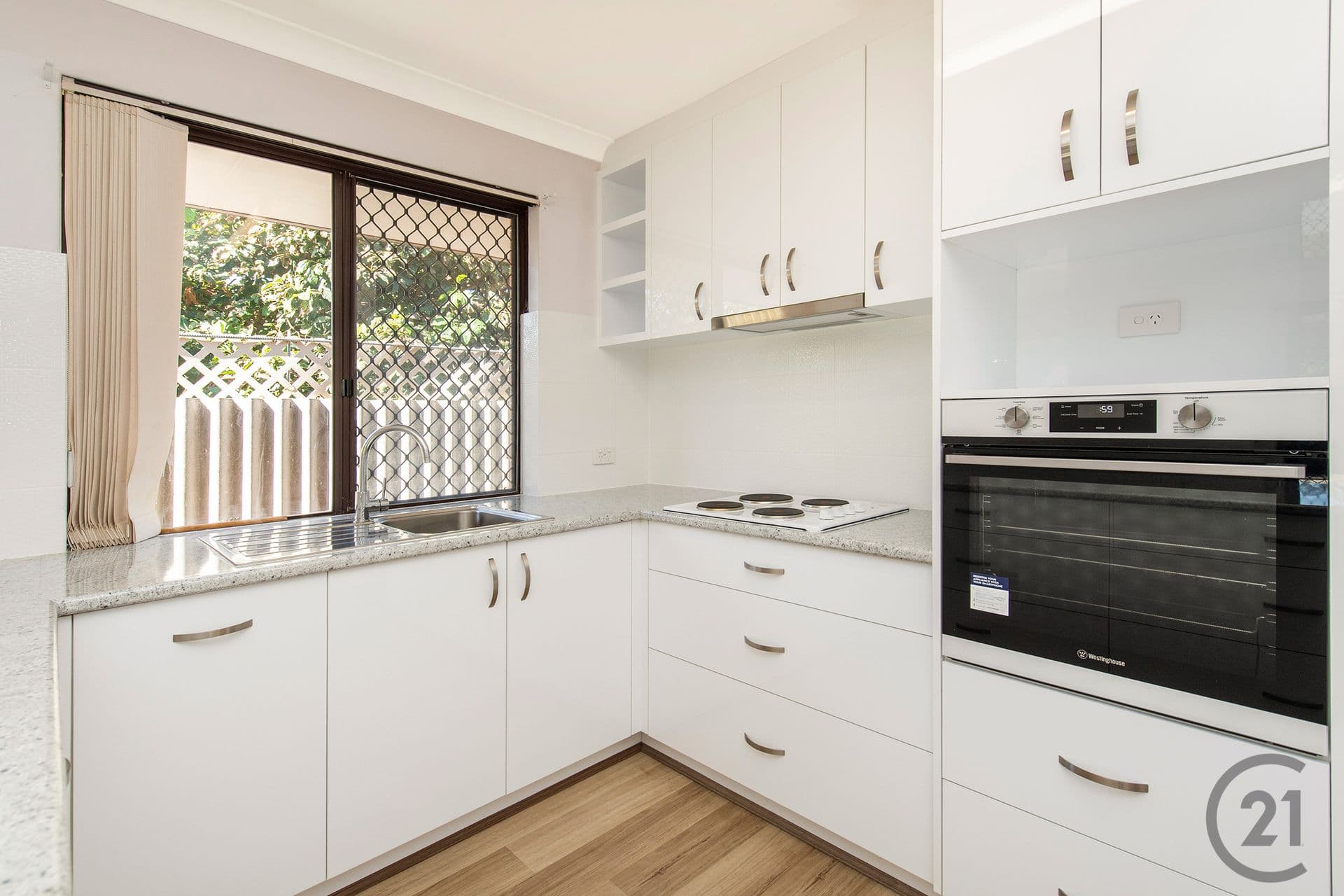 1 Talbot Close, Halls Head, WA, 6210, Halls Head - Thumbnail 3