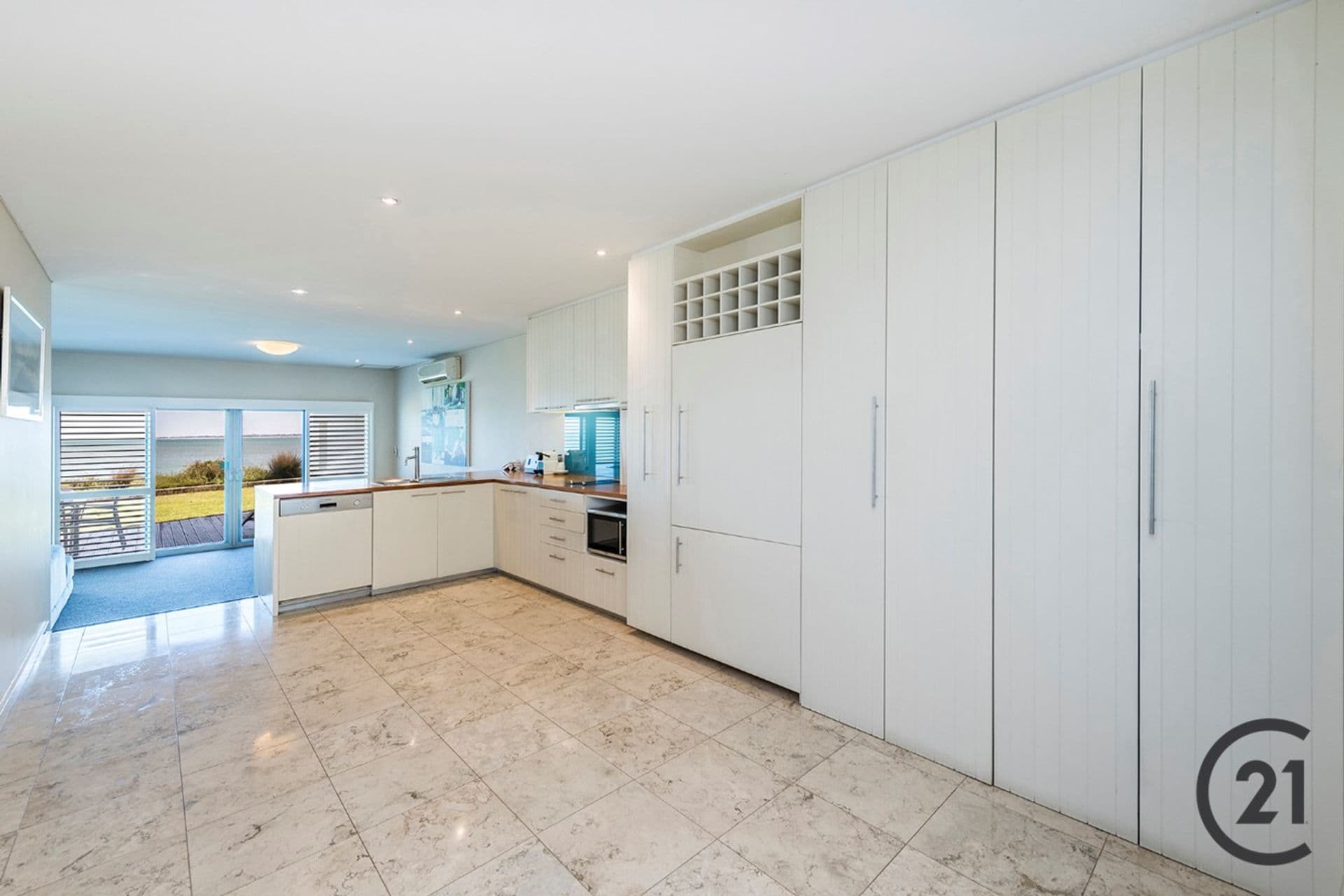 9/16 Dolphin Drive, Mandurah, WA, 6210, Mandurah - Thumbnail 4