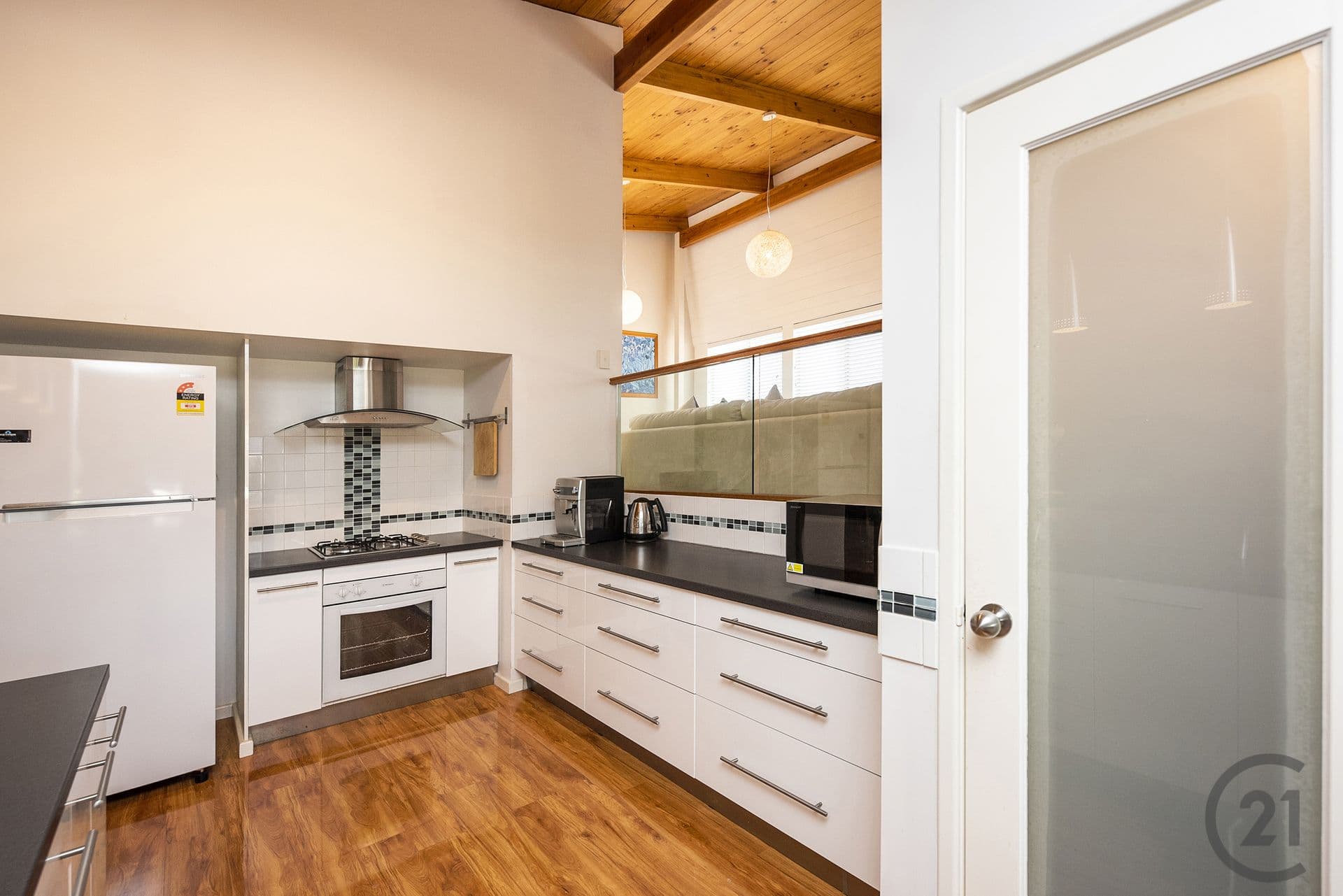8 Barkley Place, Halls Head, WA, 6210, Halls Head - Thumbnail 4