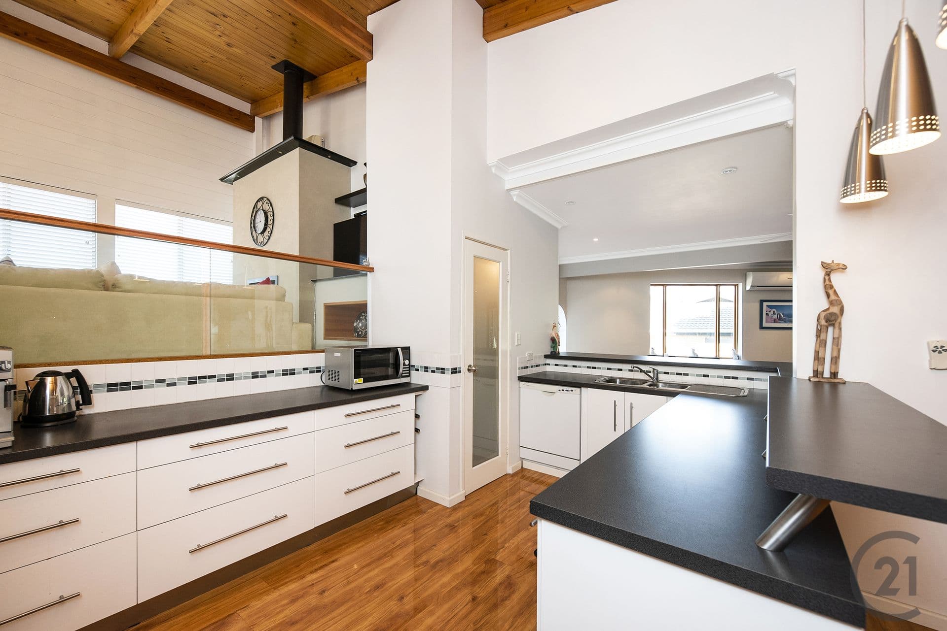 8 Barkley Place, Halls Head, WA, 6210, Halls Head - Thumbnail 5