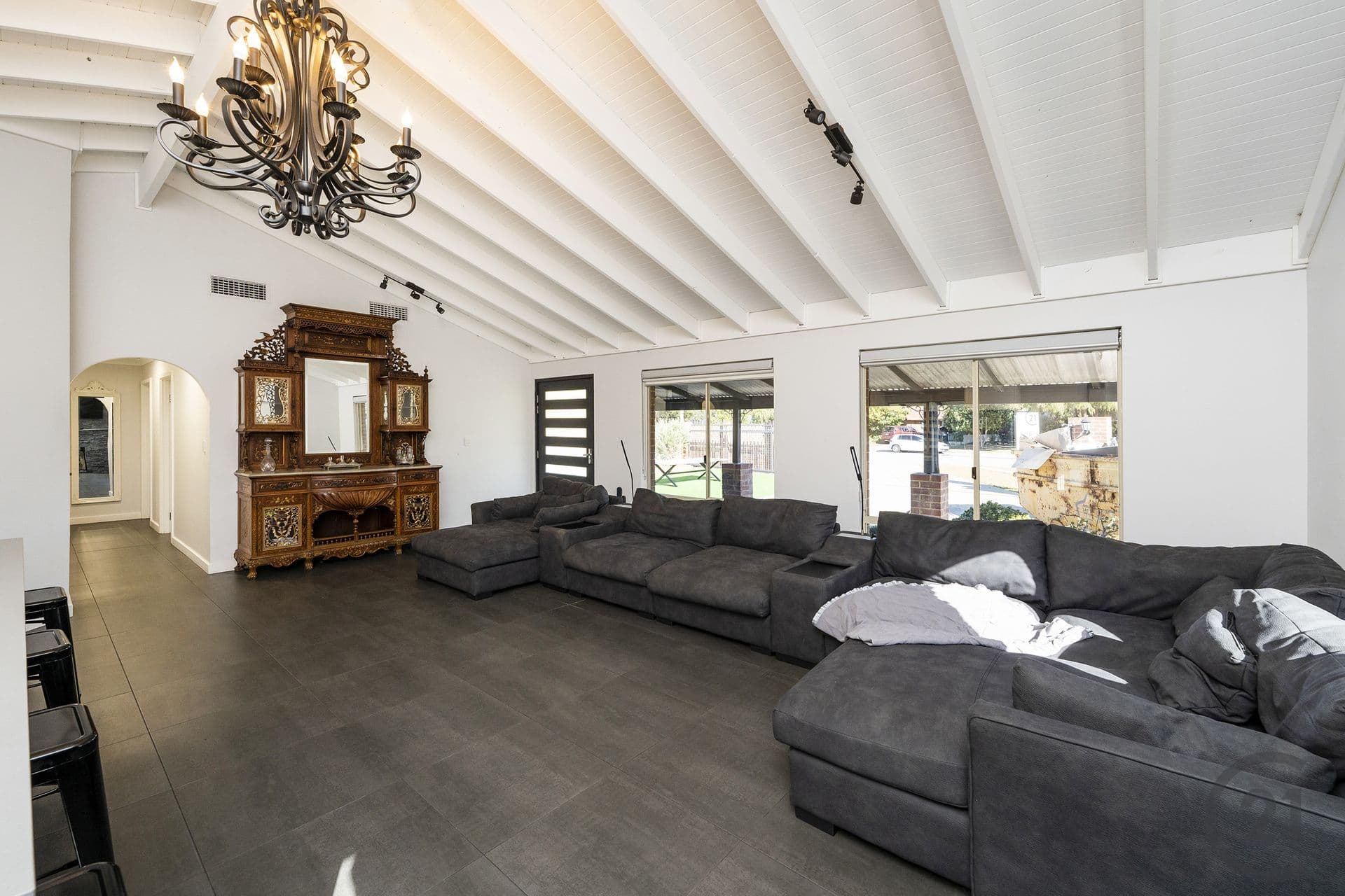 4 Raglan Close, Falcon, WA, 6210, Falcon - Thumbnail 4
