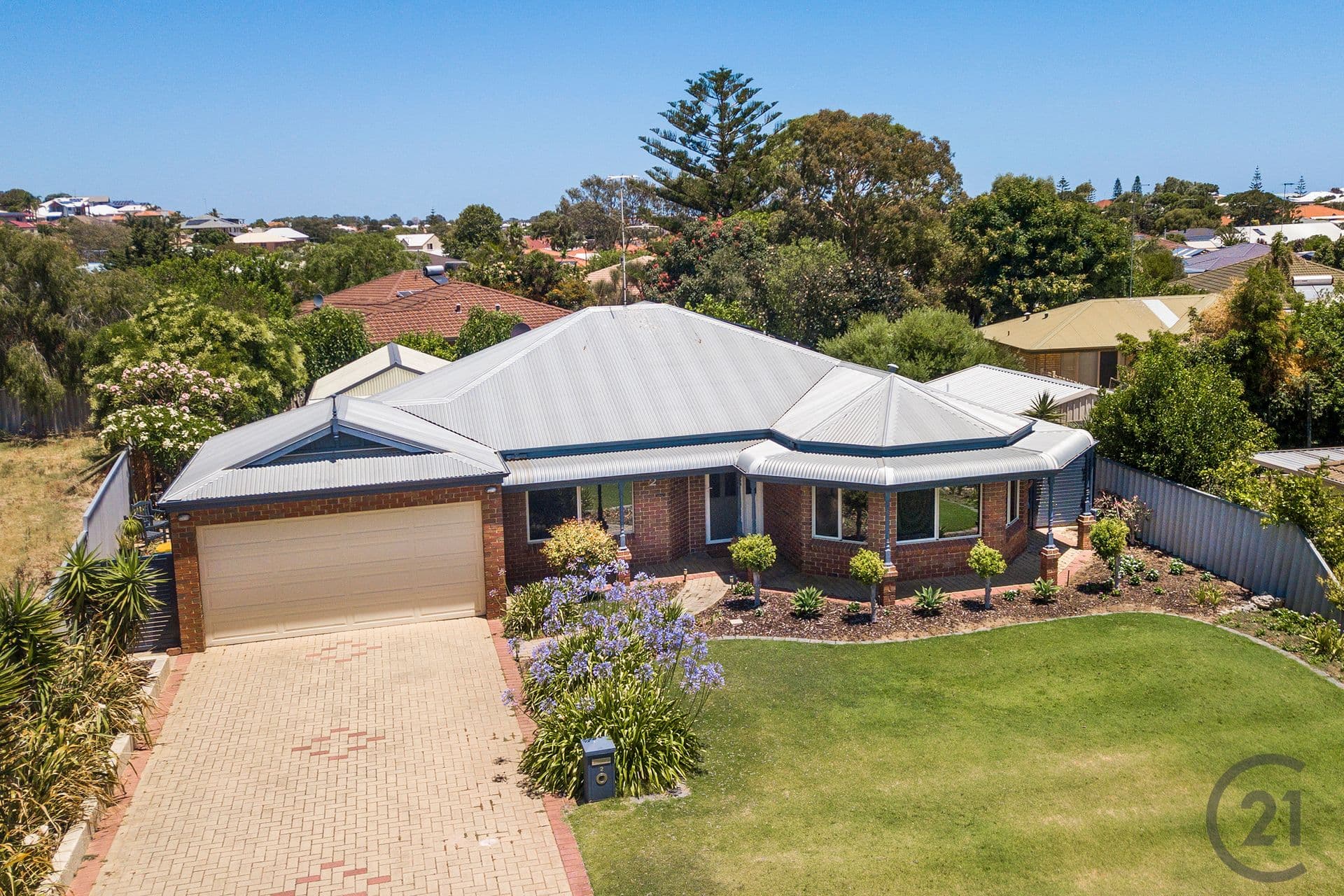 2 Carabeen Place, Halls Head, WA, 6210, Halls Head - Thumbnail 2