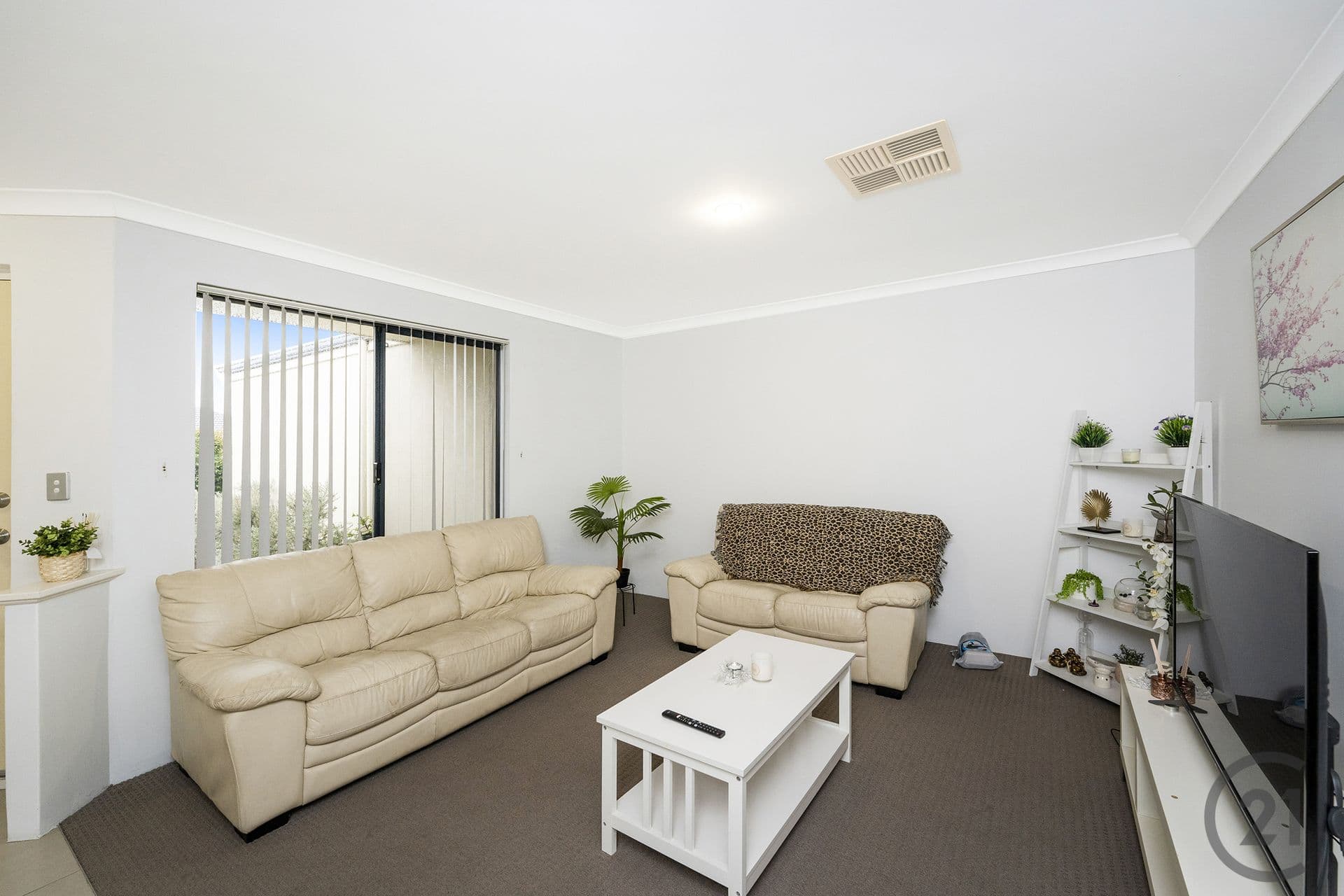 265 Peelwood Parade, Halls Head, WA, 6210, Halls Head - Thumbnail 3