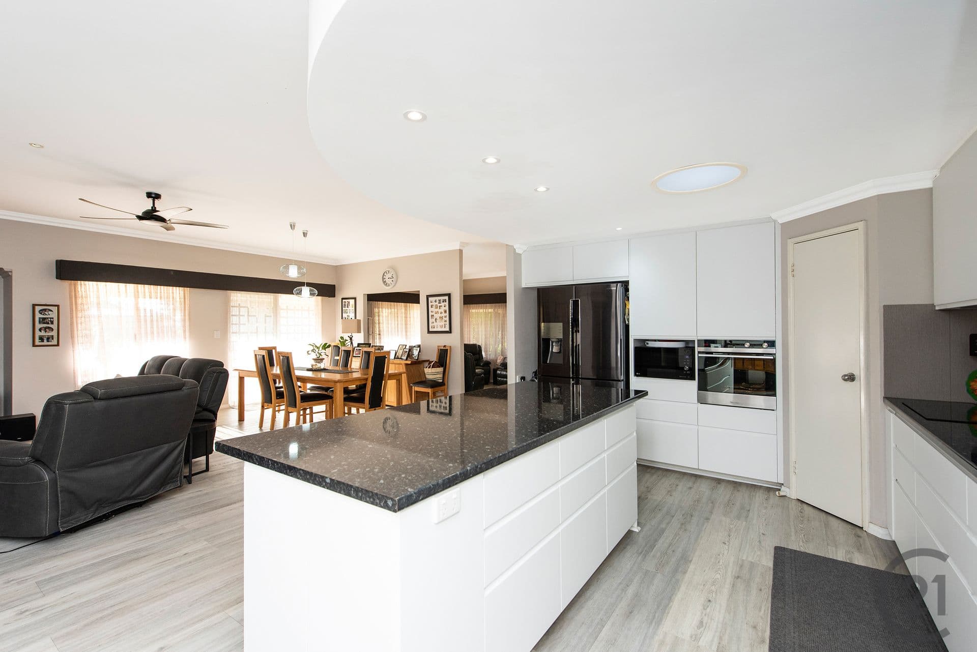 5 Beverston Terrace, Erskine, WA, 6210, Erskine - Thumbnail 3
