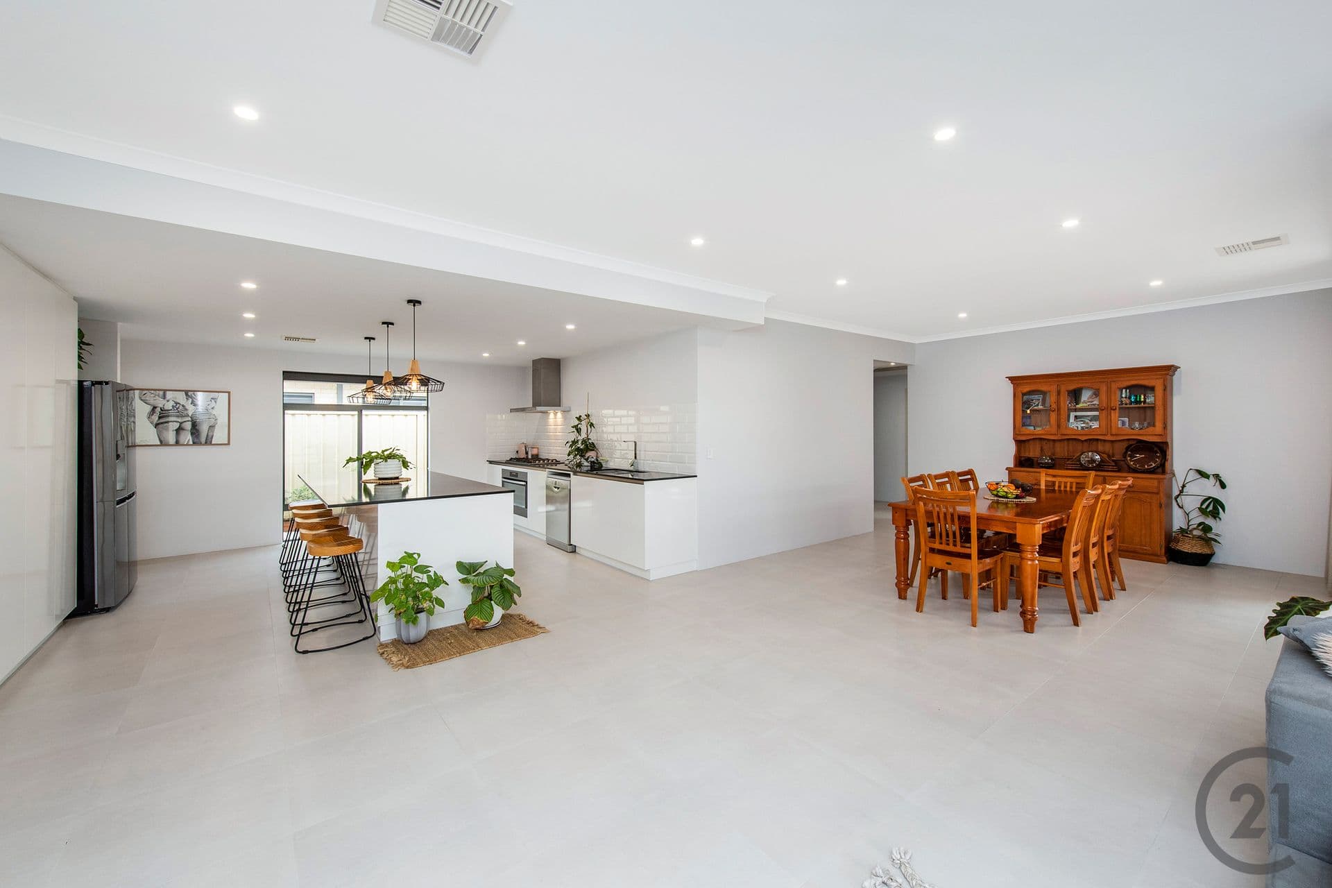 16 Orelia Street, Madora Bay, WA, 6210, Madora Bay - Thumbnail 7