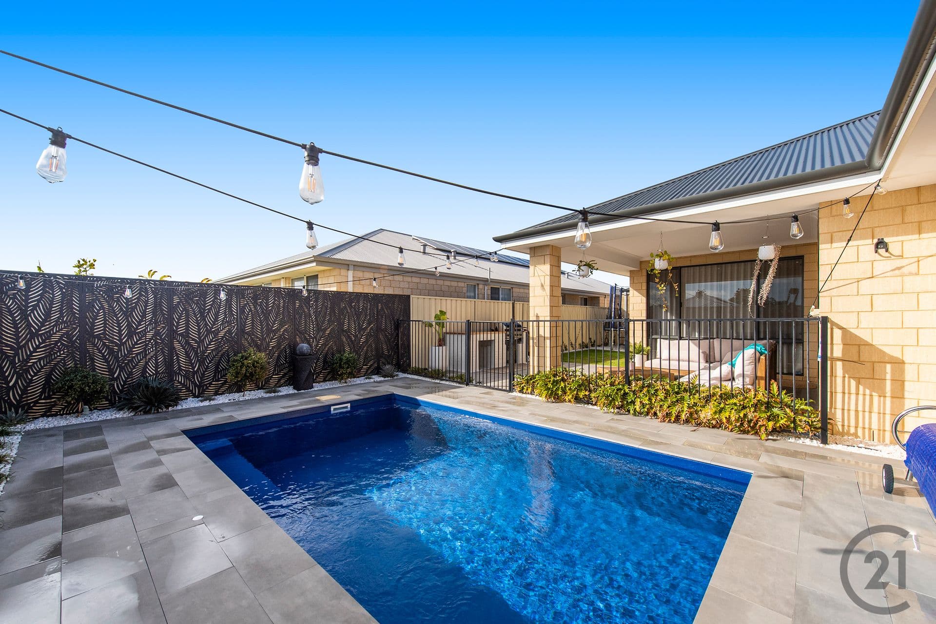 16 Orelia Street, Madora Bay, WA, 6210, Madora Bay - Thumbnail 2