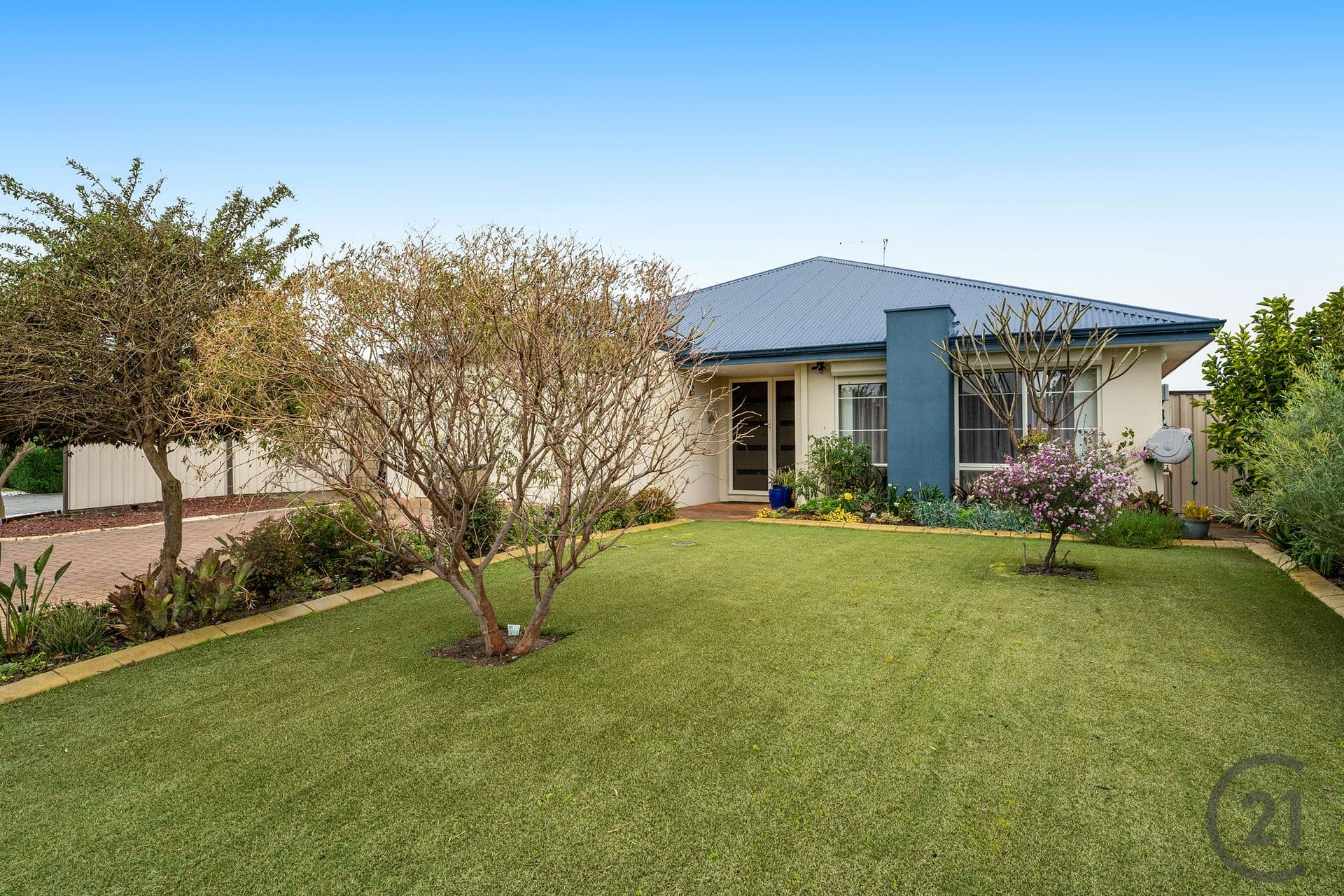 40 Oakleigh Drive, Erskine, WA, 6210, Erskine - Thumbnail 2