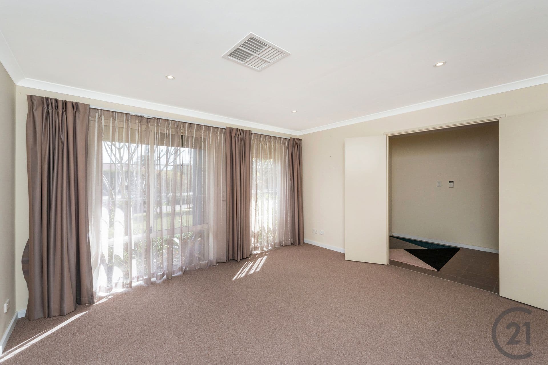 40 Oakleigh Drive, Erskine, WA, 6210, Erskine - Thumbnail 5