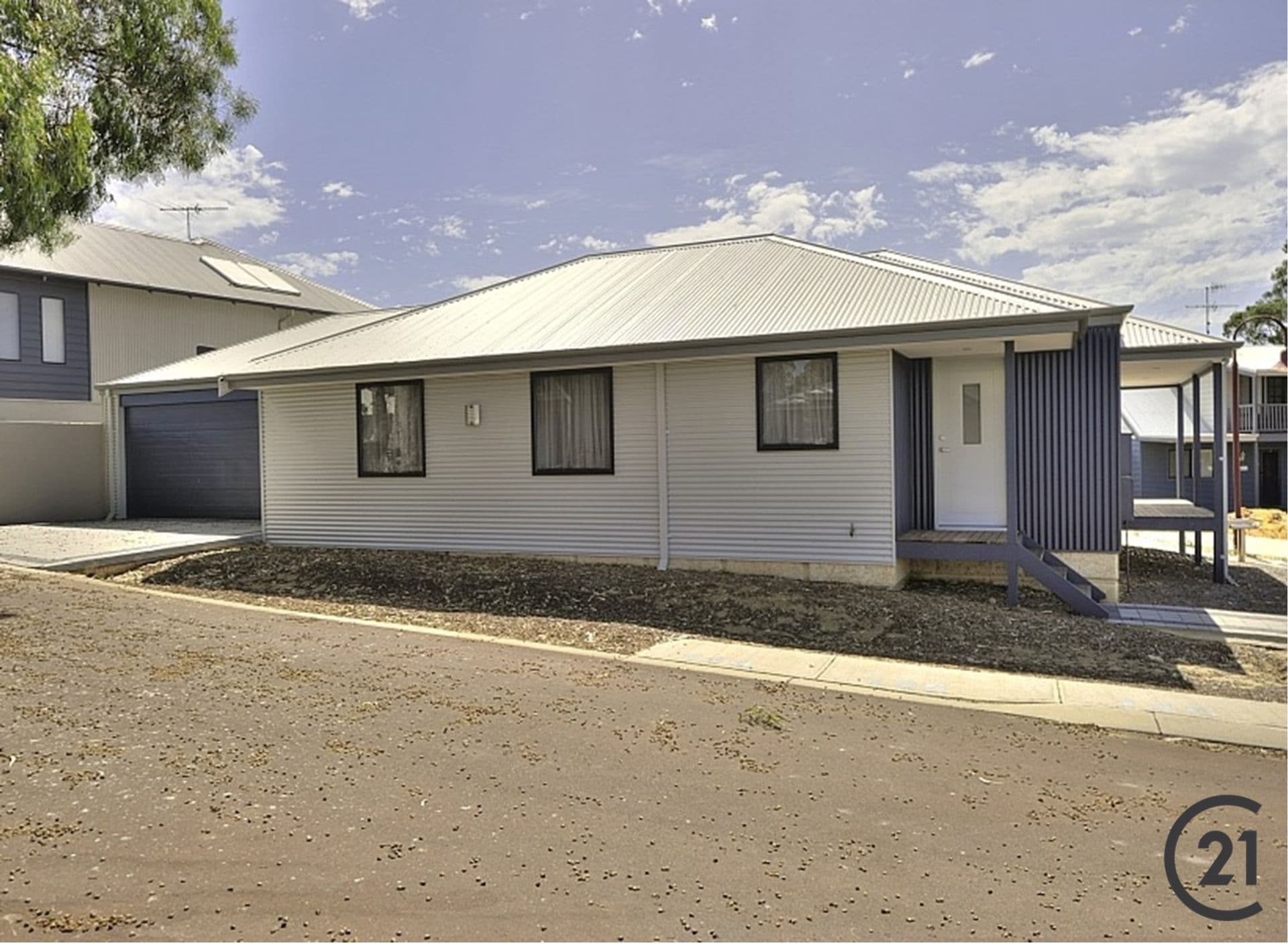 1 Rosemary Gardens, Dawesville, WA, 6211, Dawesville - Thumbnail 2