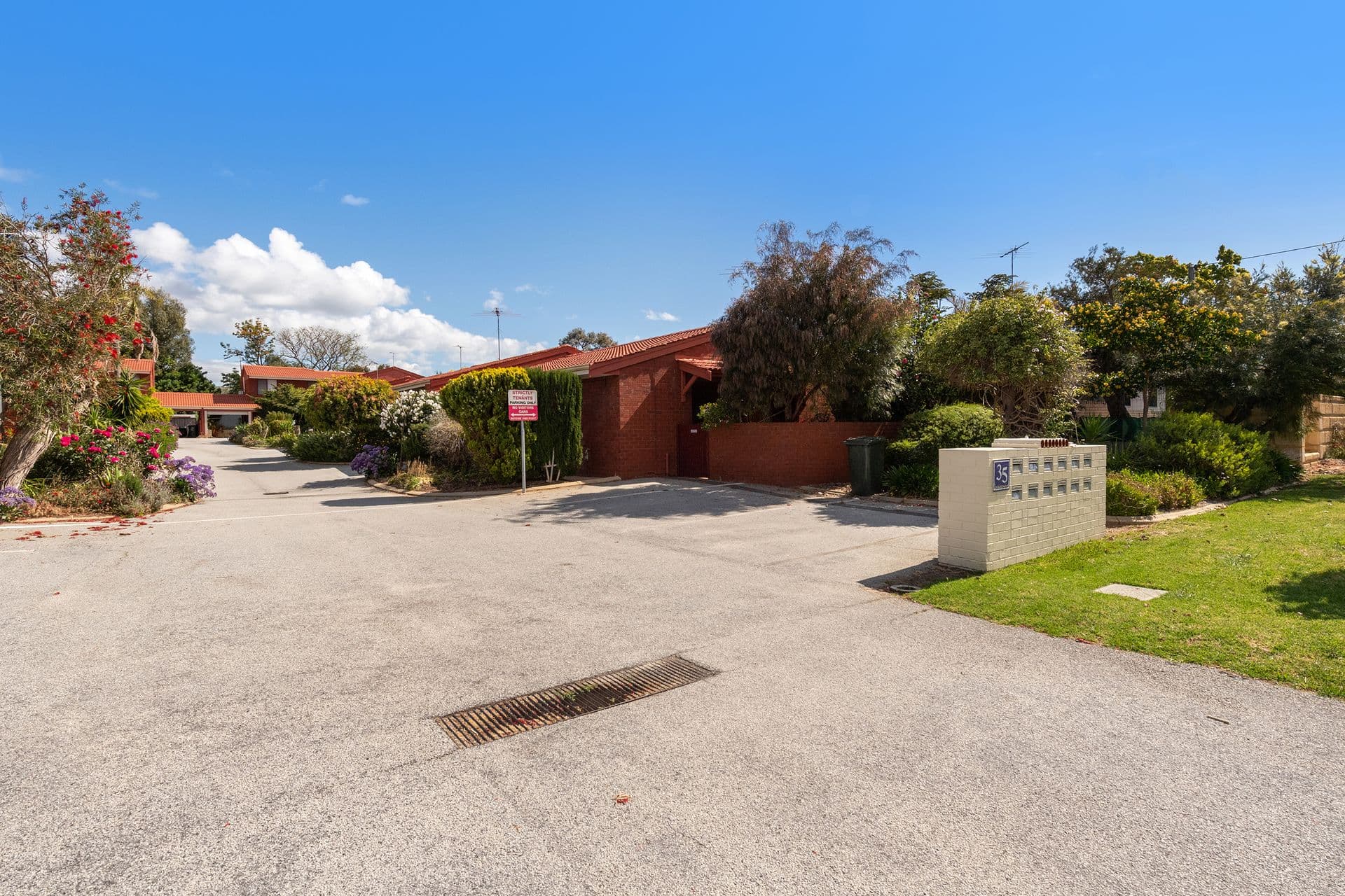 9/35 Creery Street, Dudley Park, WA, 6210, Dudley Park - Thumbnail 3