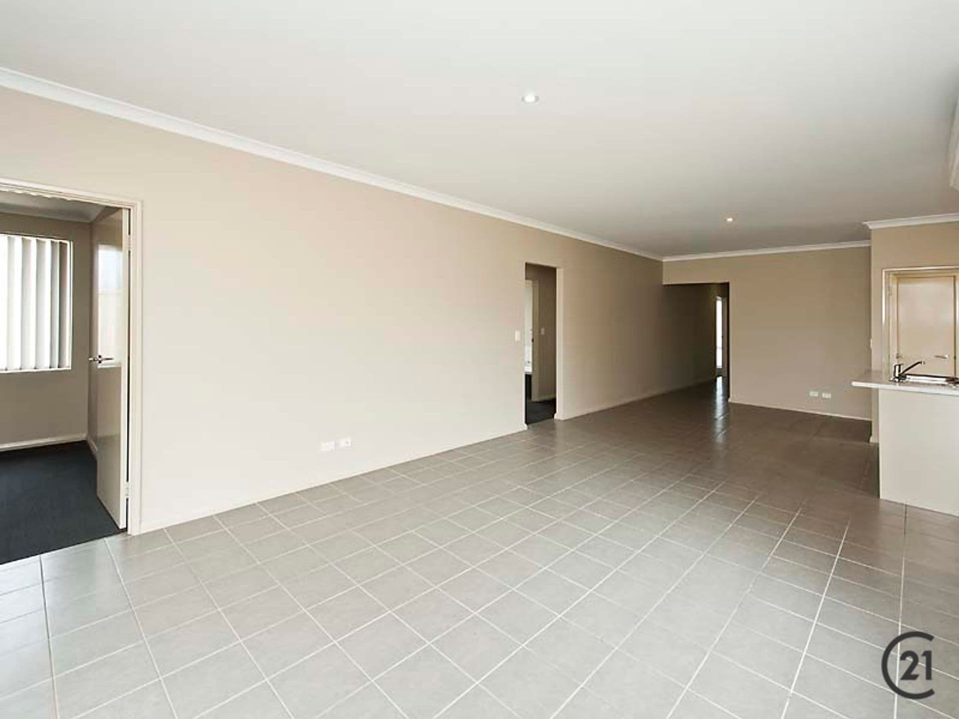 19 Waterview Way, Singleton, WA, 6175, Singleton - Thumbnail 4