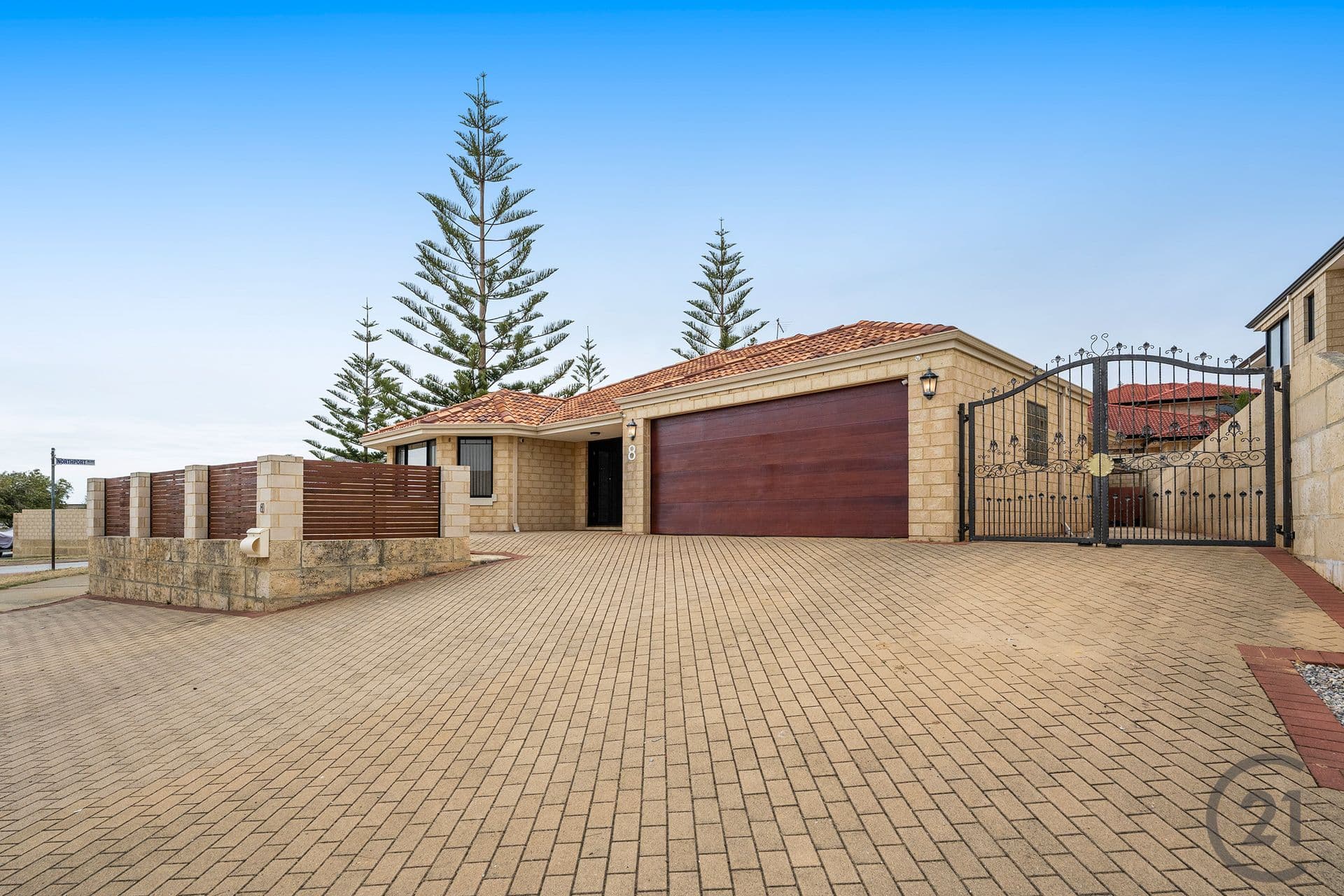 8 Endeavour Circle, Wannanup, WA, 6210, Wannanup - Image 1