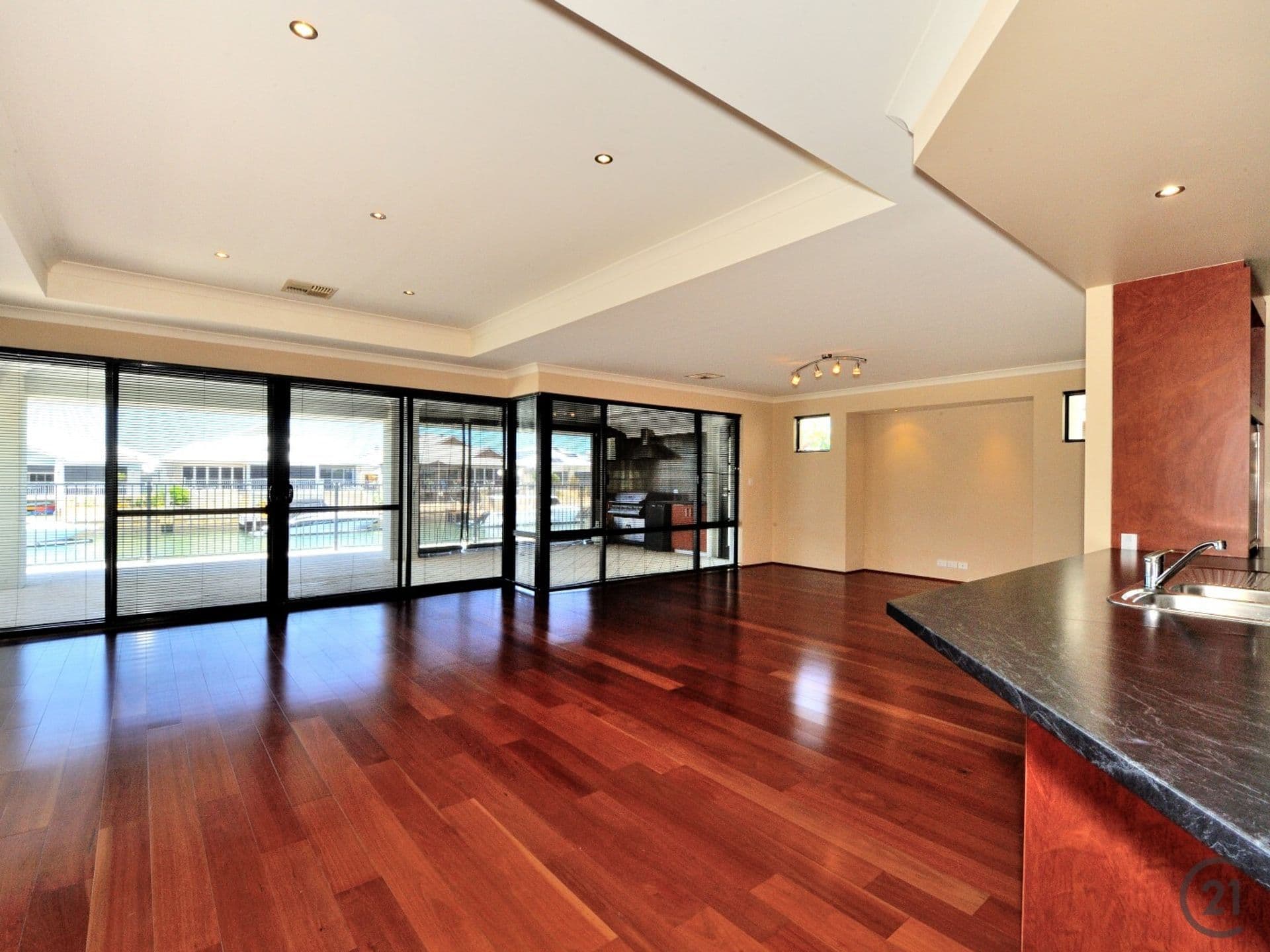 14 Trade Winds Retreat, Dudley Park, WA, 6210, Dudley Park - Thumbnail 4