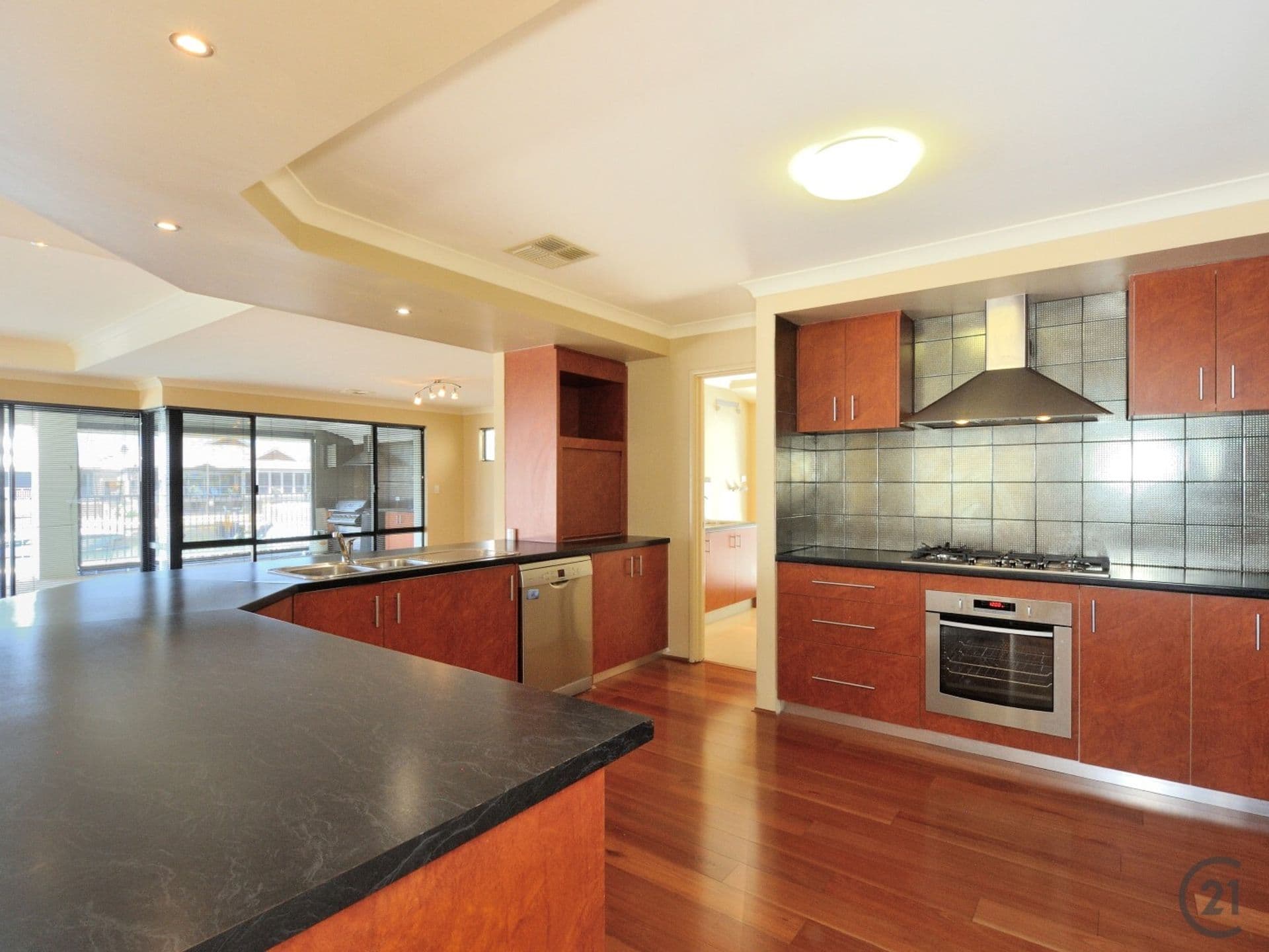 14 Trade Winds Retreat, Dudley Park, WA, 6210, Dudley Park - Thumbnail 6
