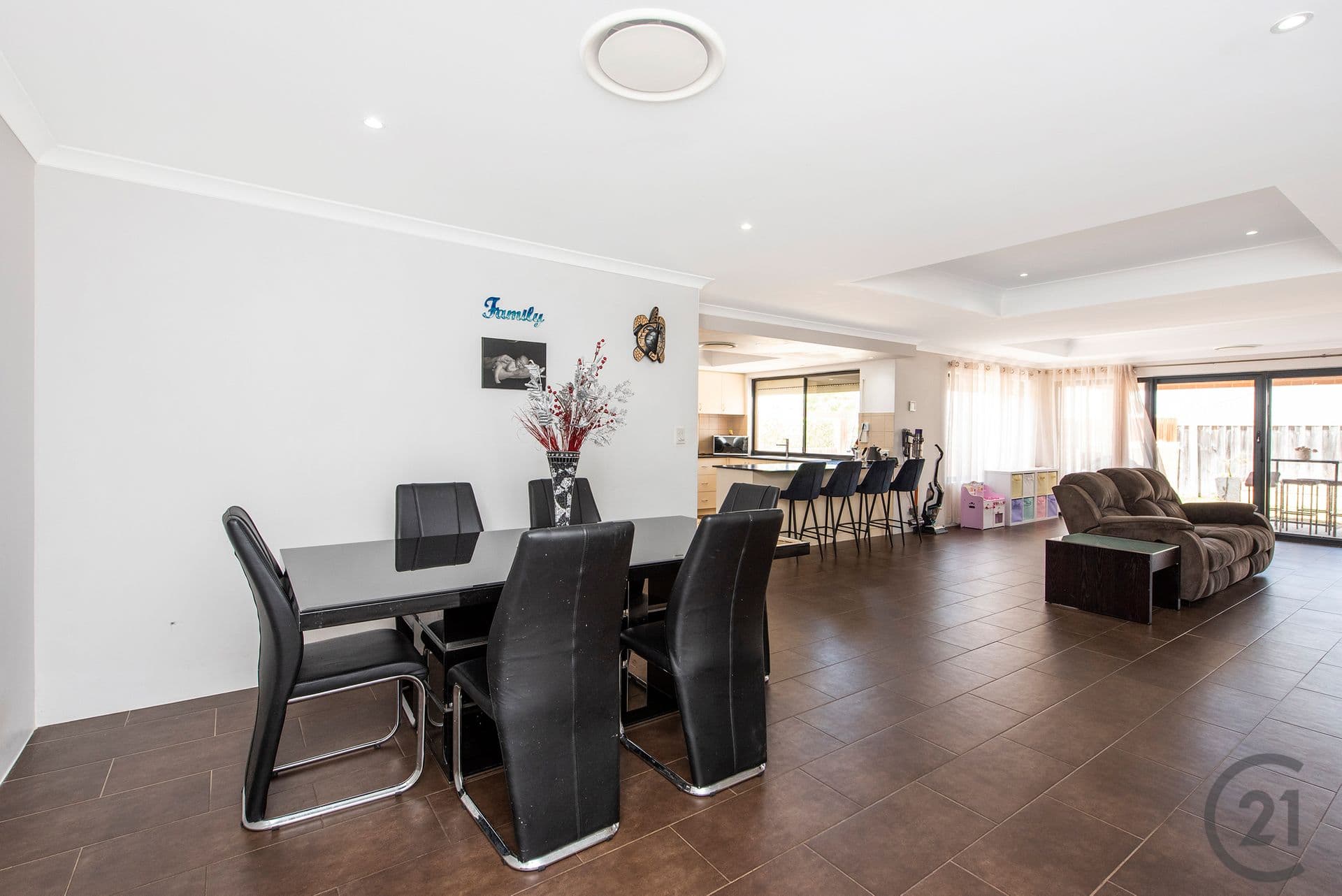 26 Adriana Way, Halls Head, WA, 6210, Halls Head - Thumbnail 6