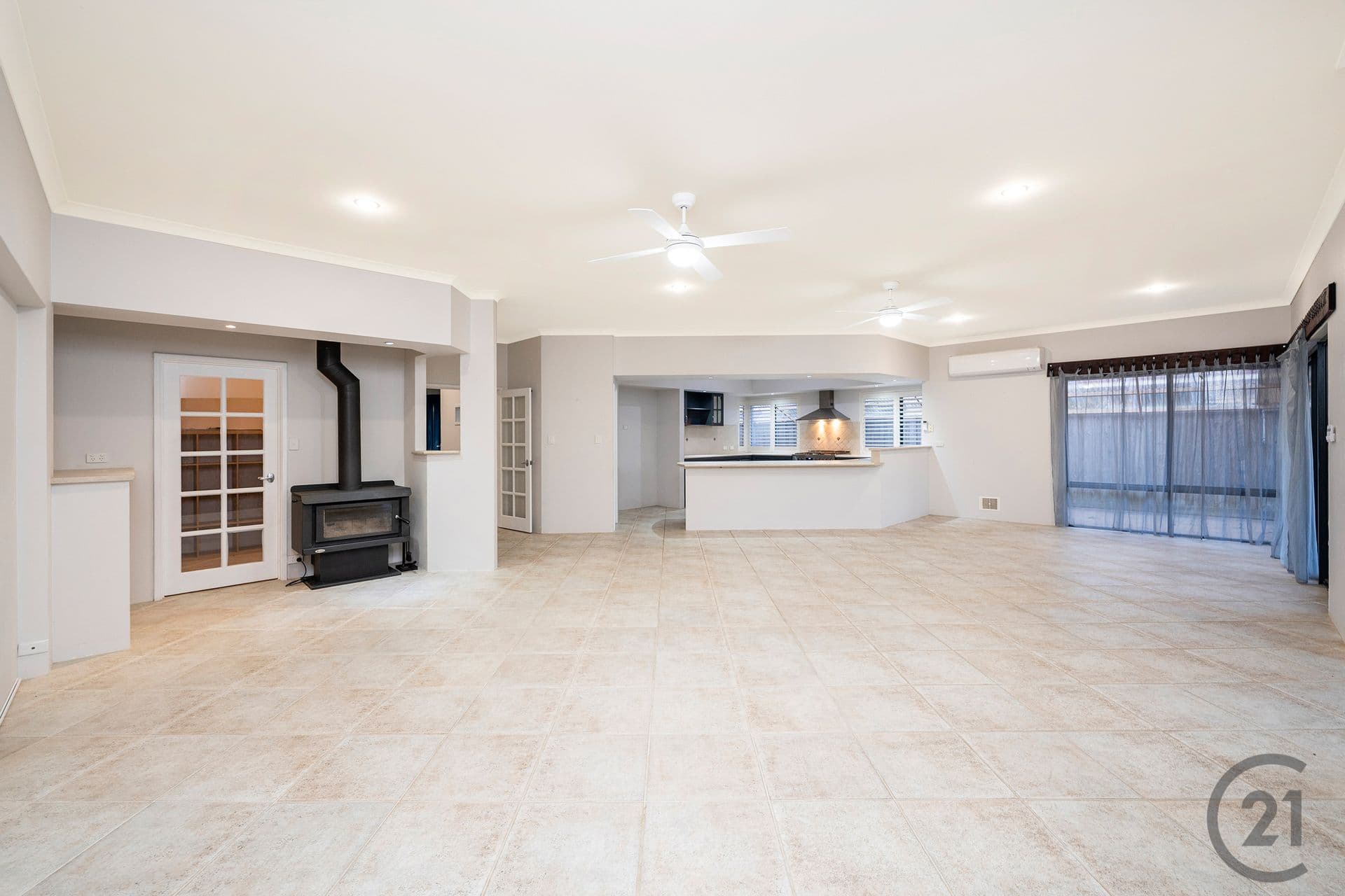 12 Capricorn Mews, Halls Head, WA, 6210, Halls Head - Thumbnail 4
