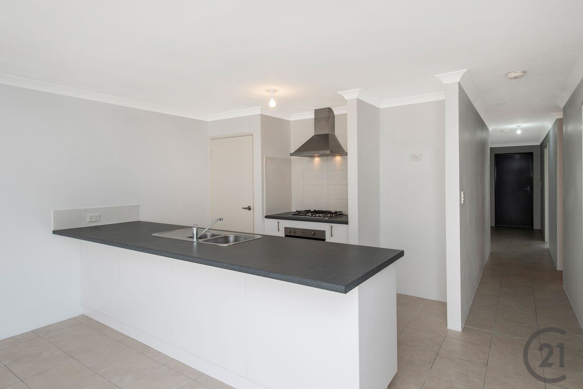 20 Clarendon Circuit, Lakelands, WA, 6180, Lakelands - Thumbnail 5