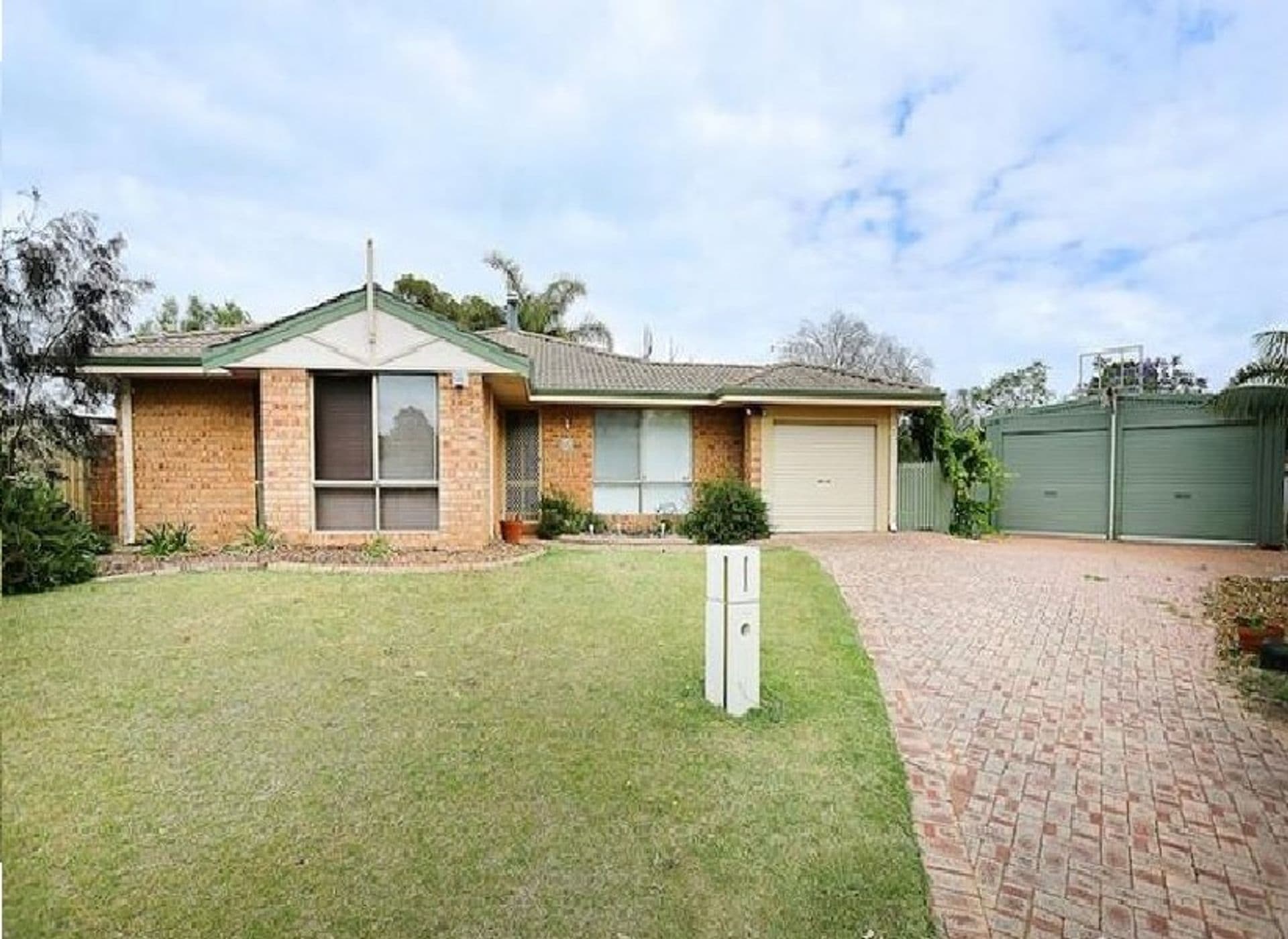 4 Marlborough Close, Greenfields, WA, 6210, Greenfields - Image 1